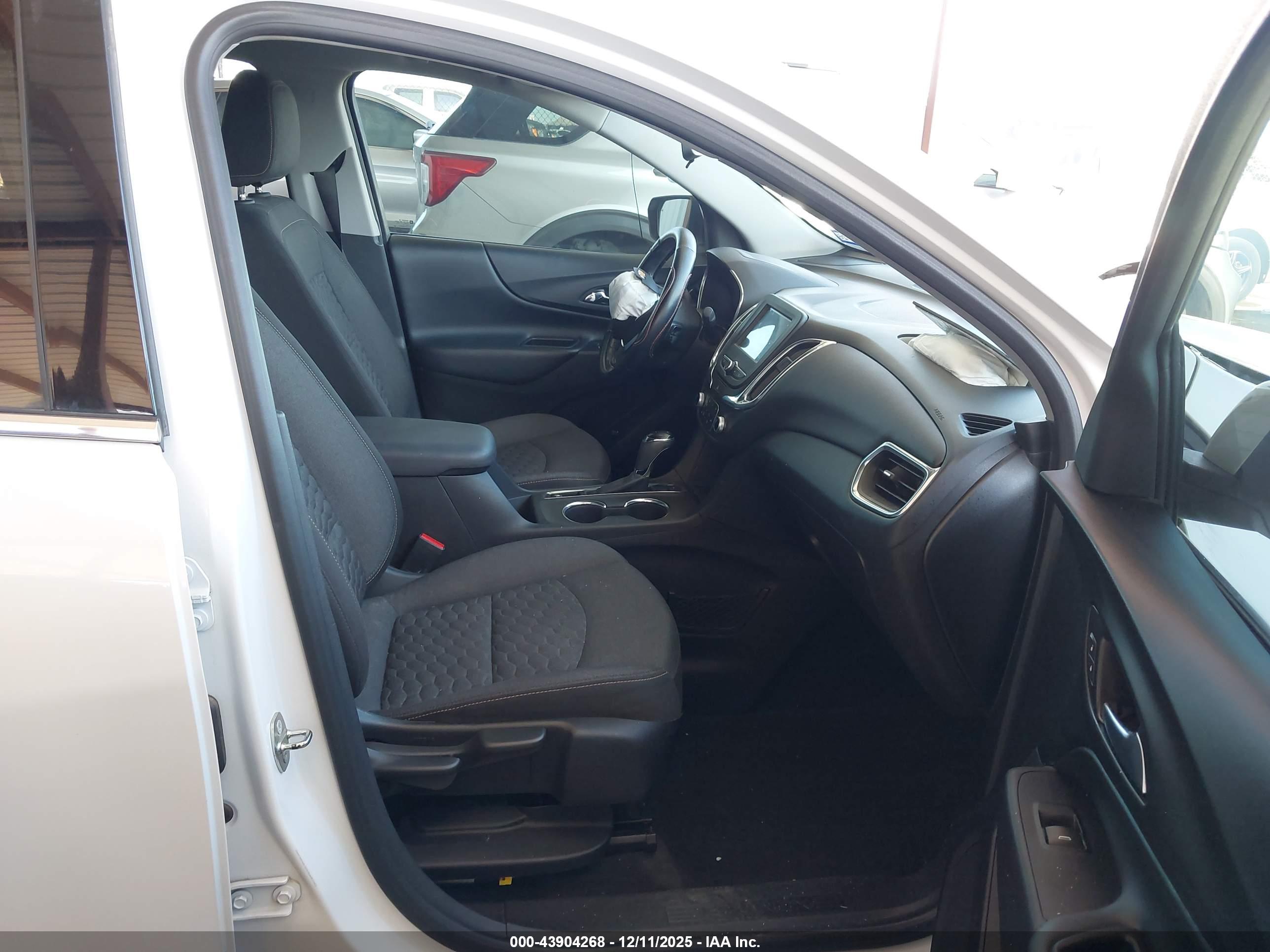 CHEVROLET EQUINOX image 5