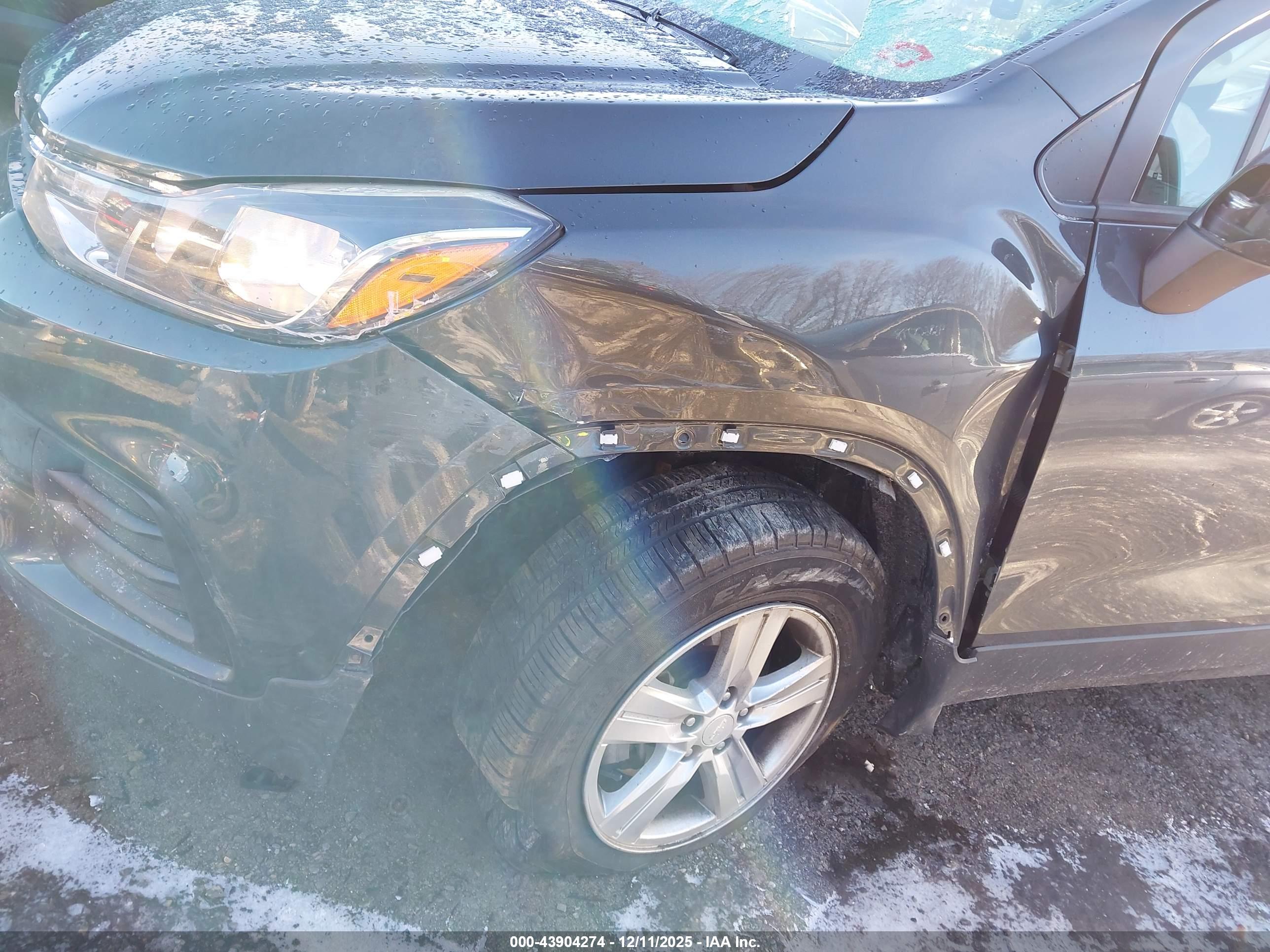 CHEVROLET TRAX image 6