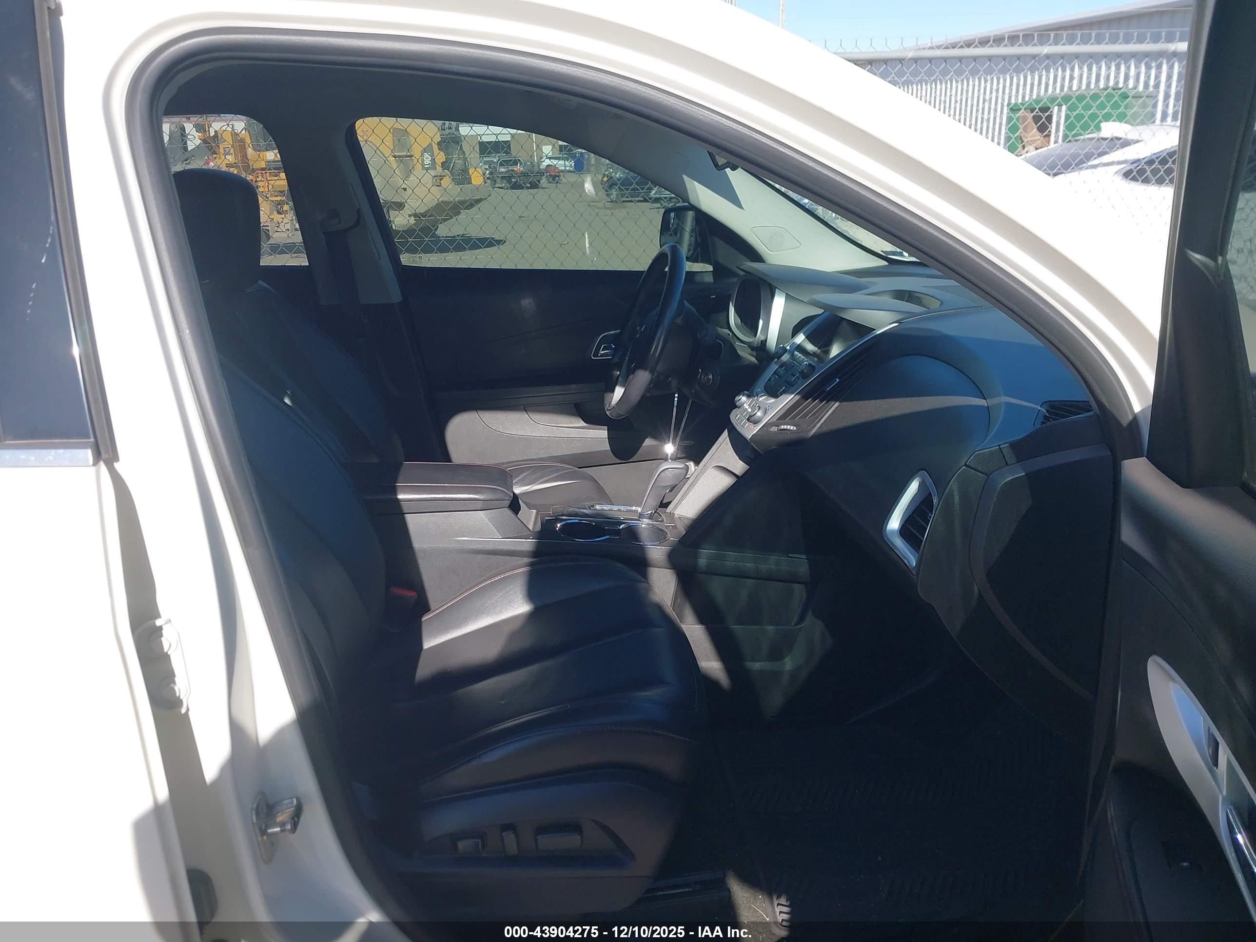 CHEVROLET EQUINOX image 5