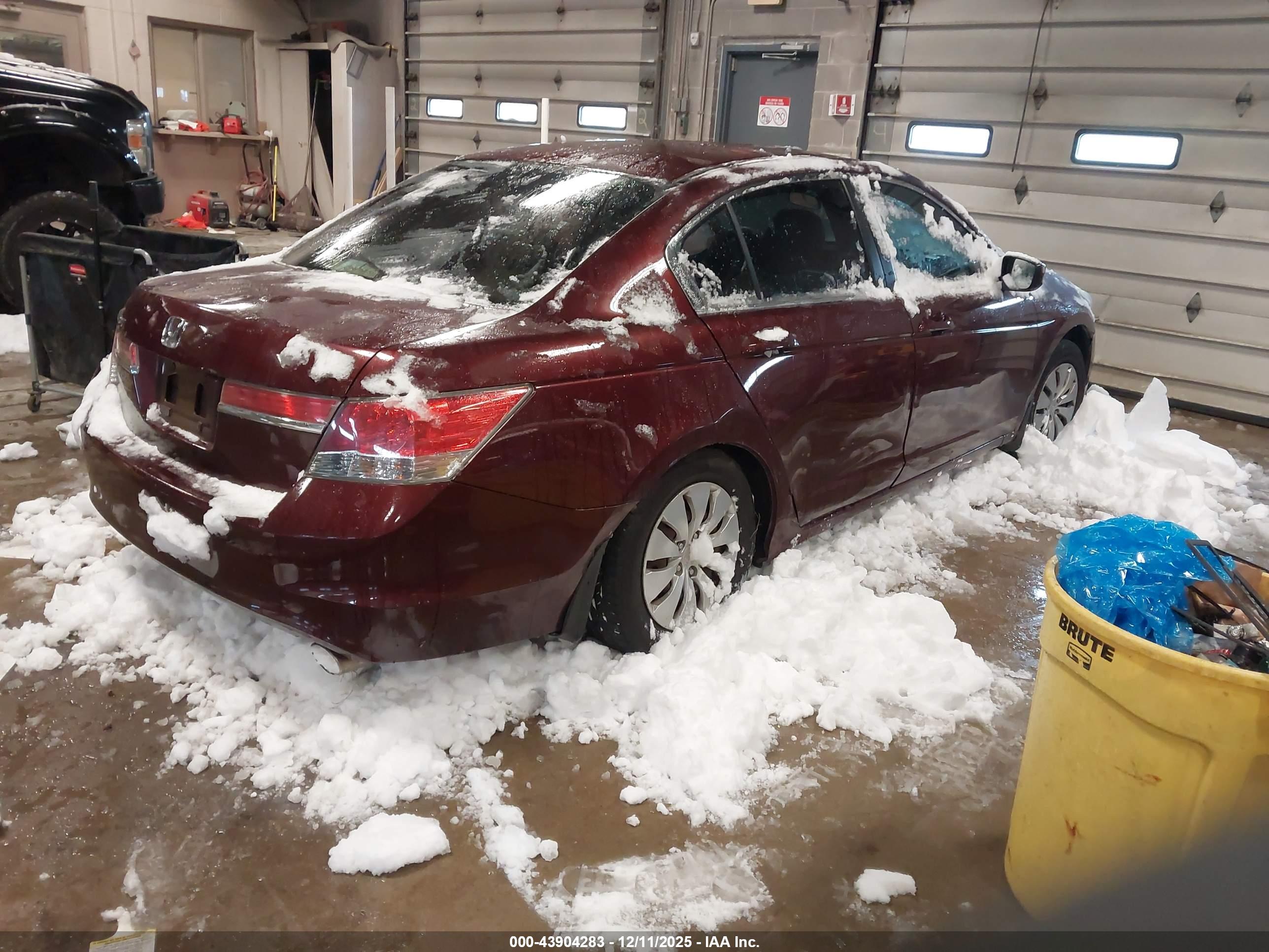 HONDA ACCORD image 4