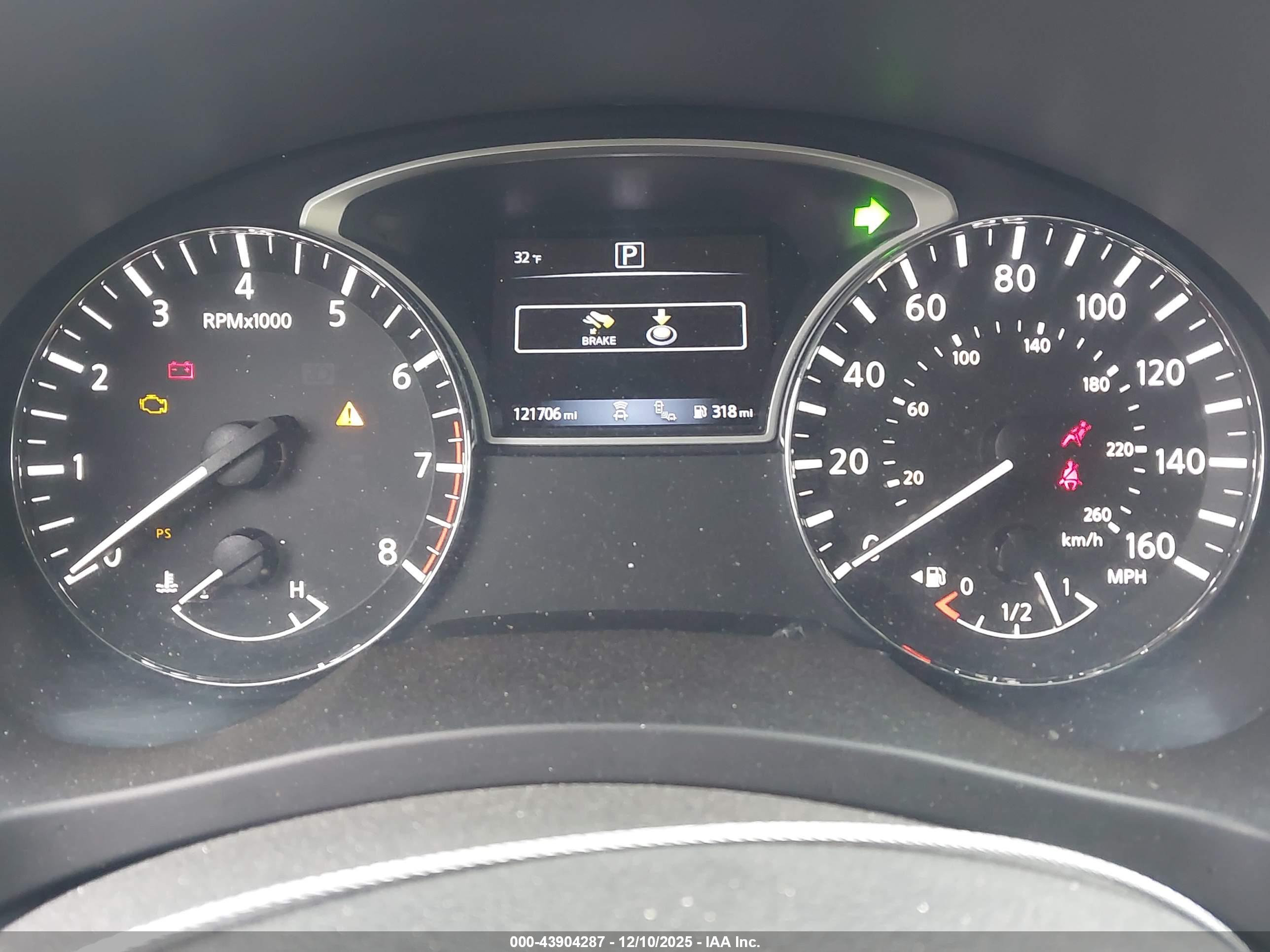 NISSAN ALTIMA image 7