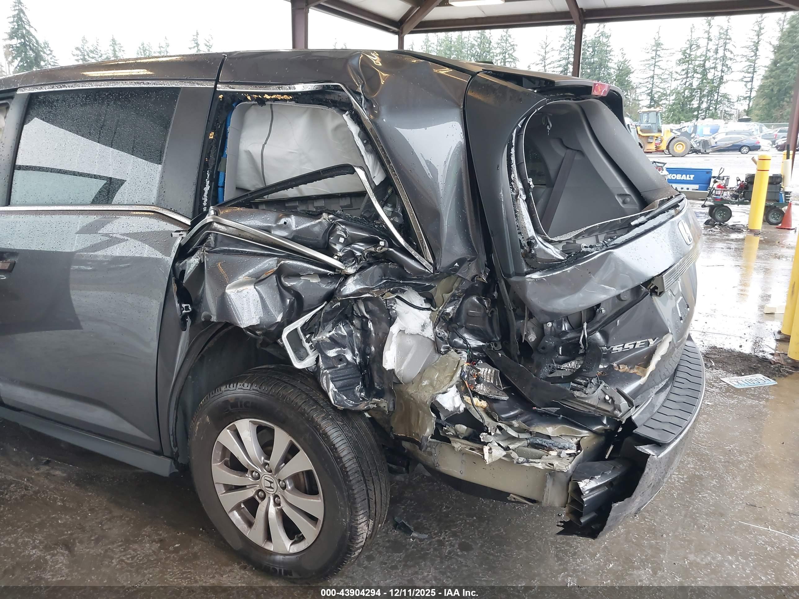 HONDA ODYSSEY image 6