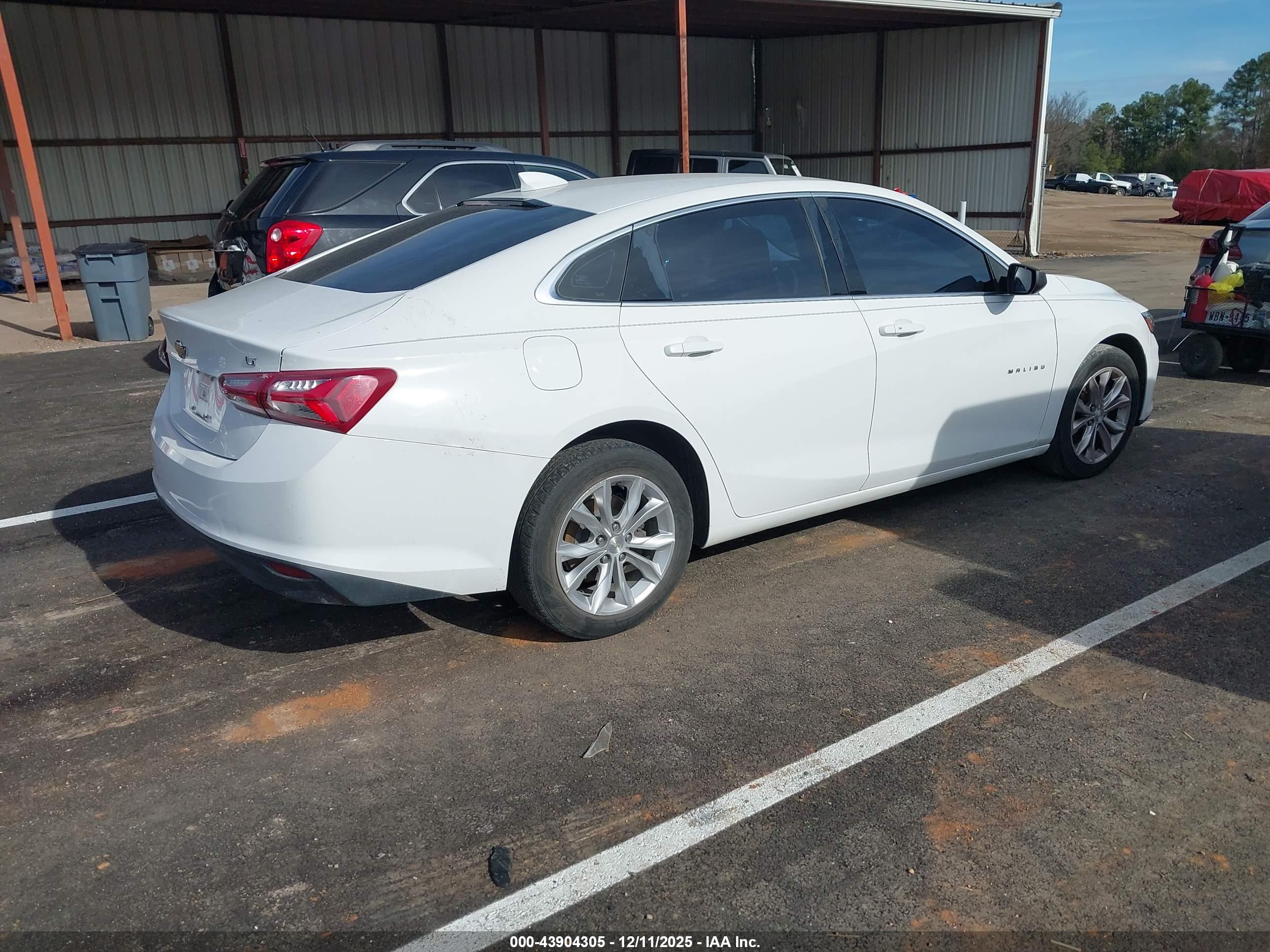 CHEVROLET MALIBU image 4