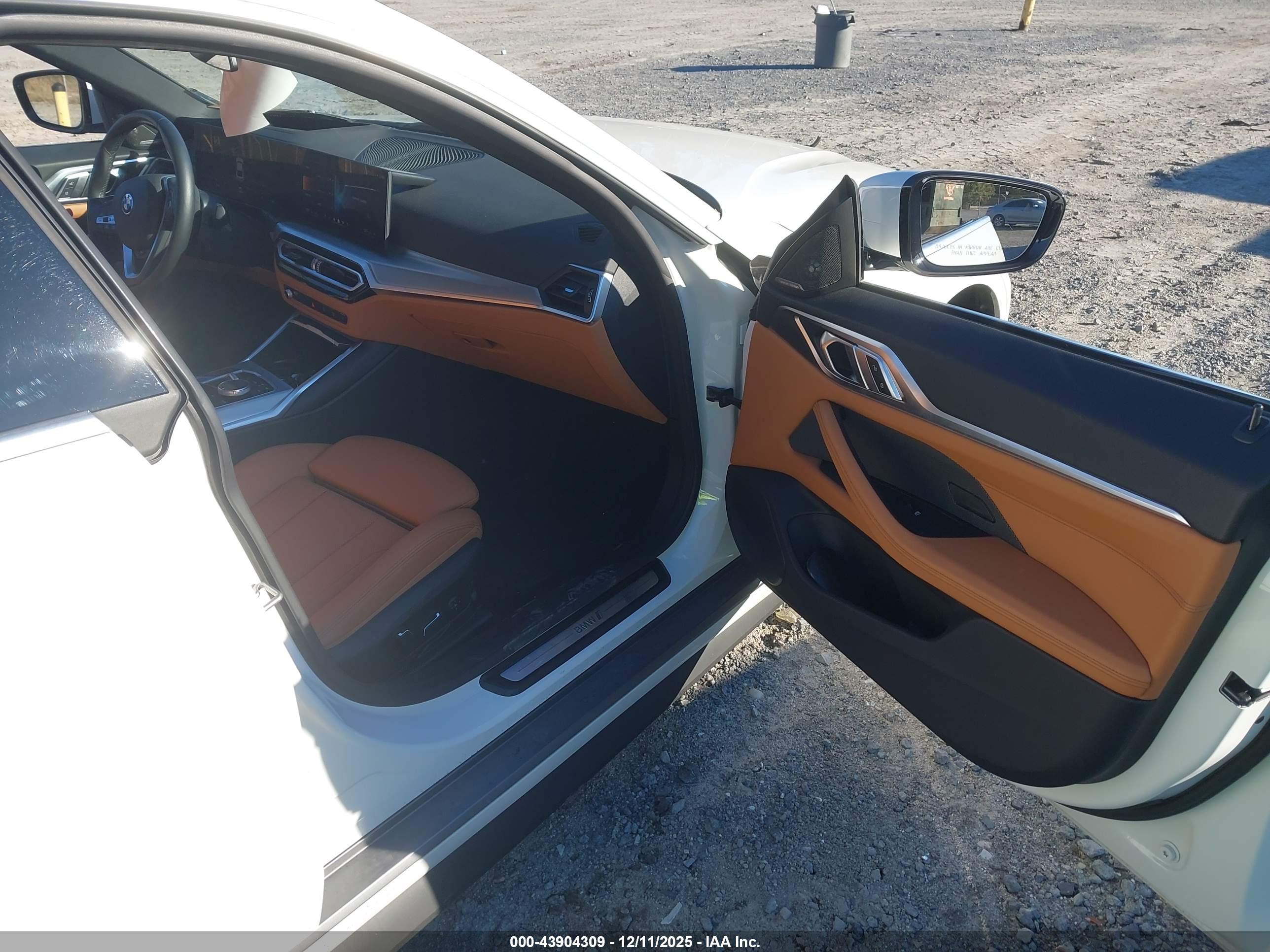 BMW I4 image 5