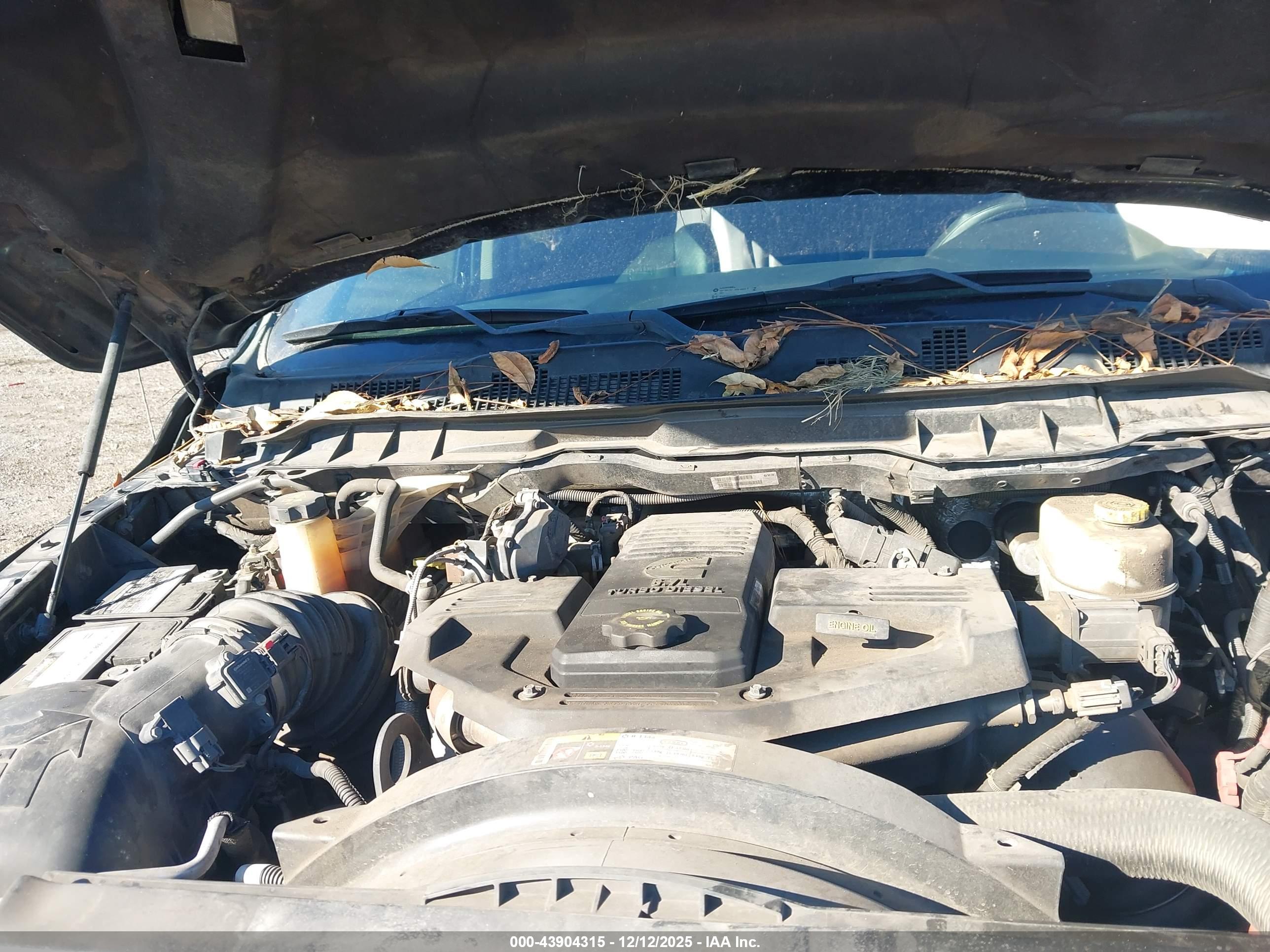 RAM 2500 image 10
