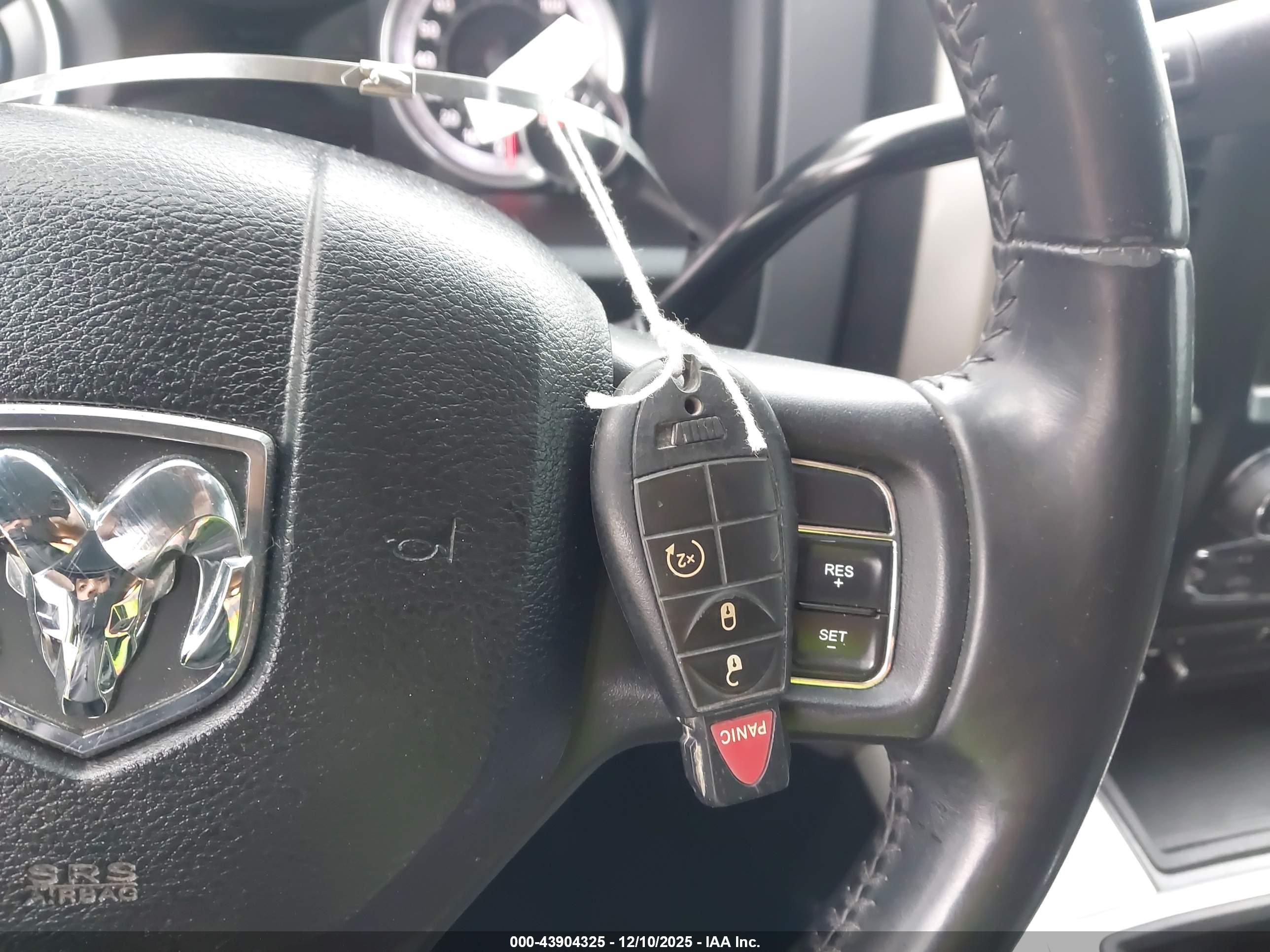 RAM 2500 image 11