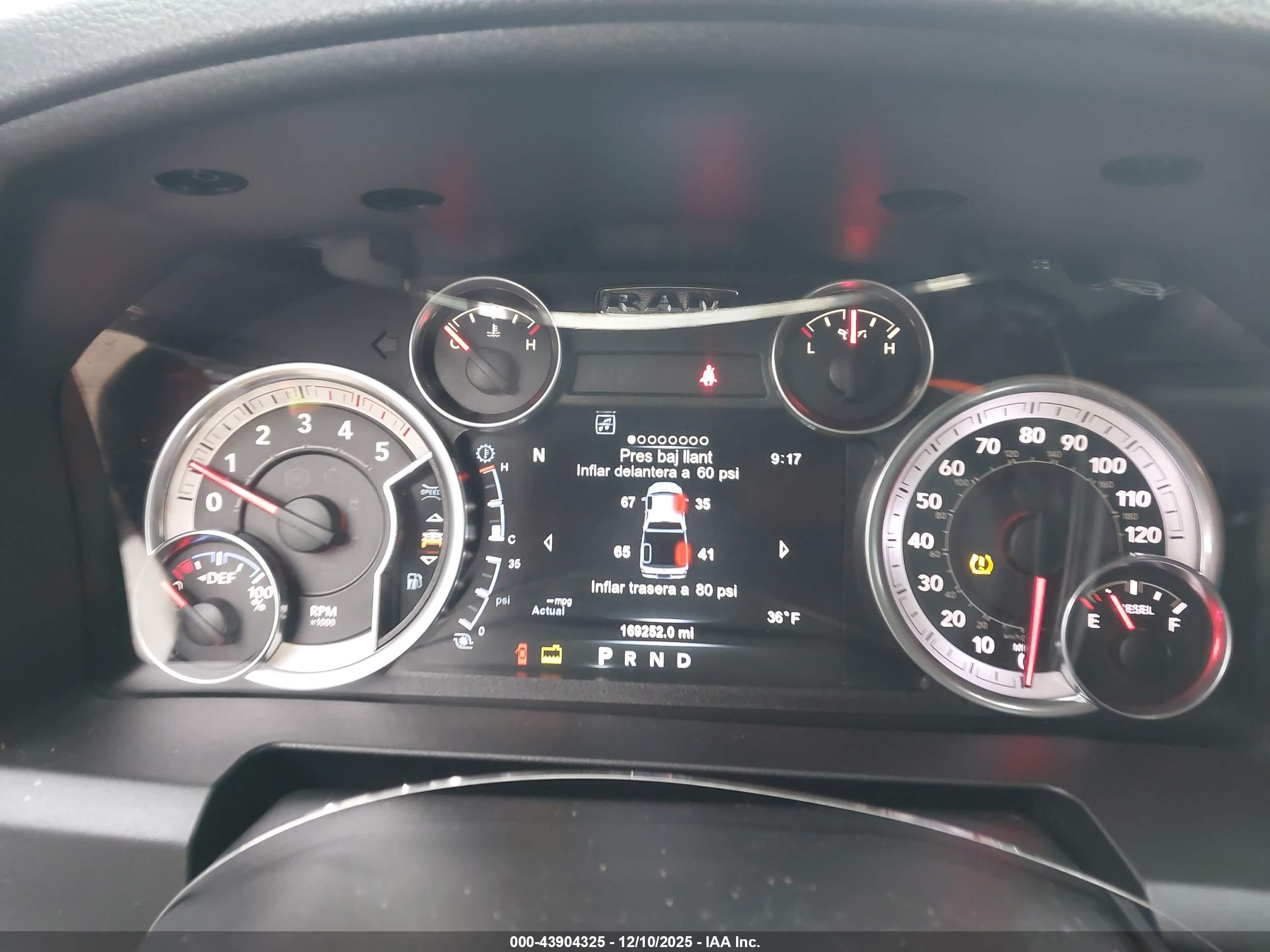 RAM 2500 image 7