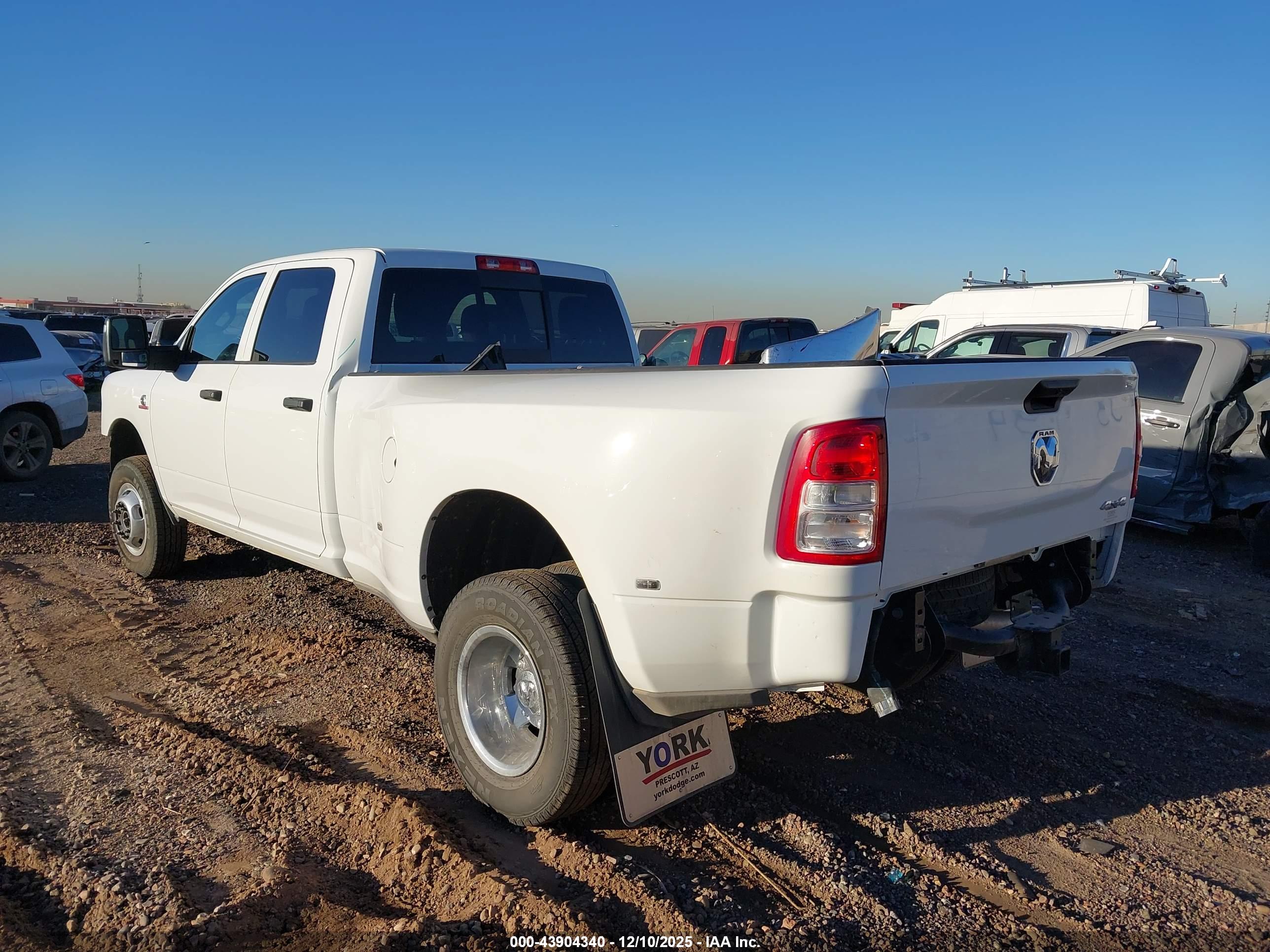 RAM 3500 image 3