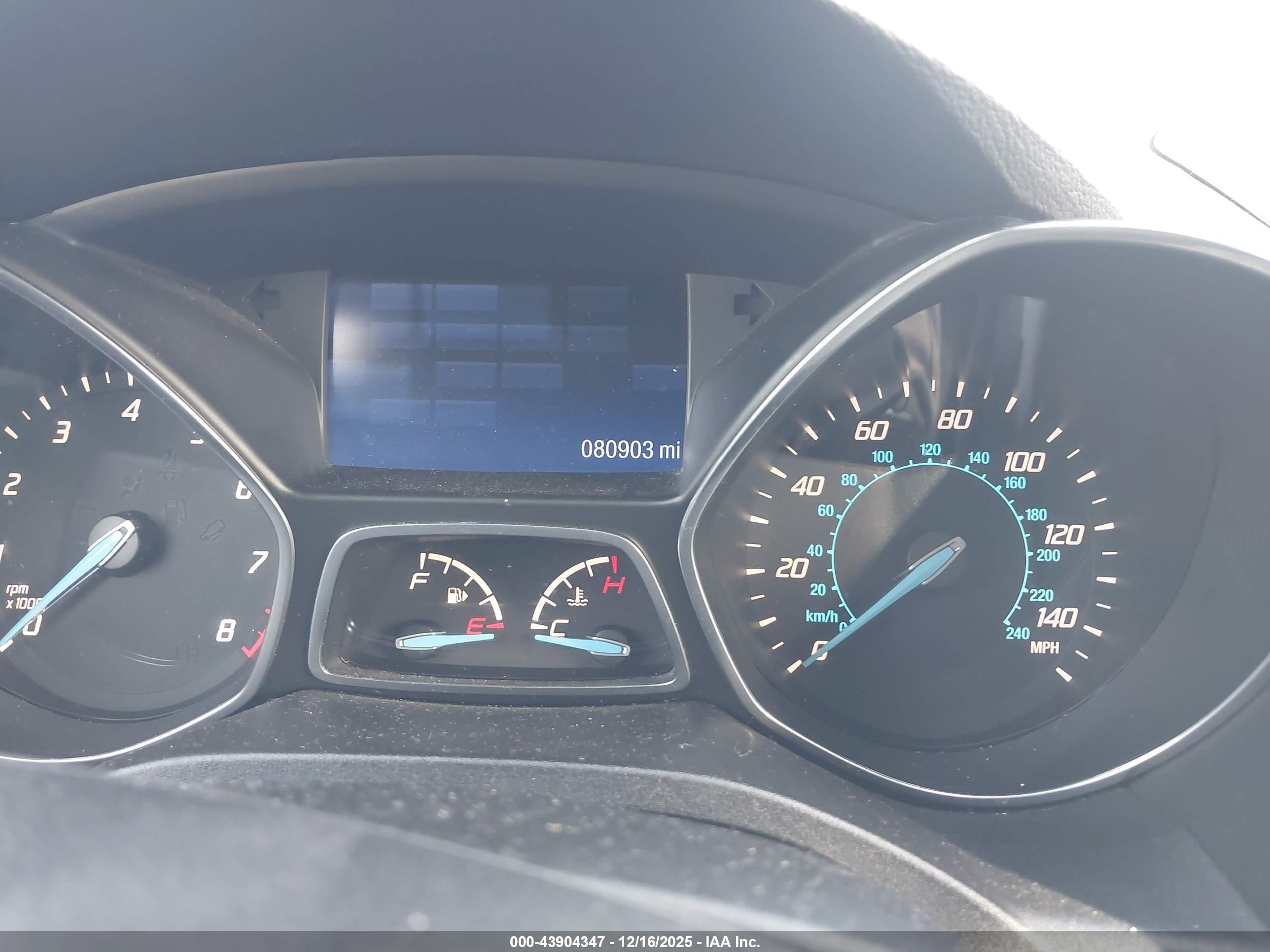 FORD ESCAPE image 7