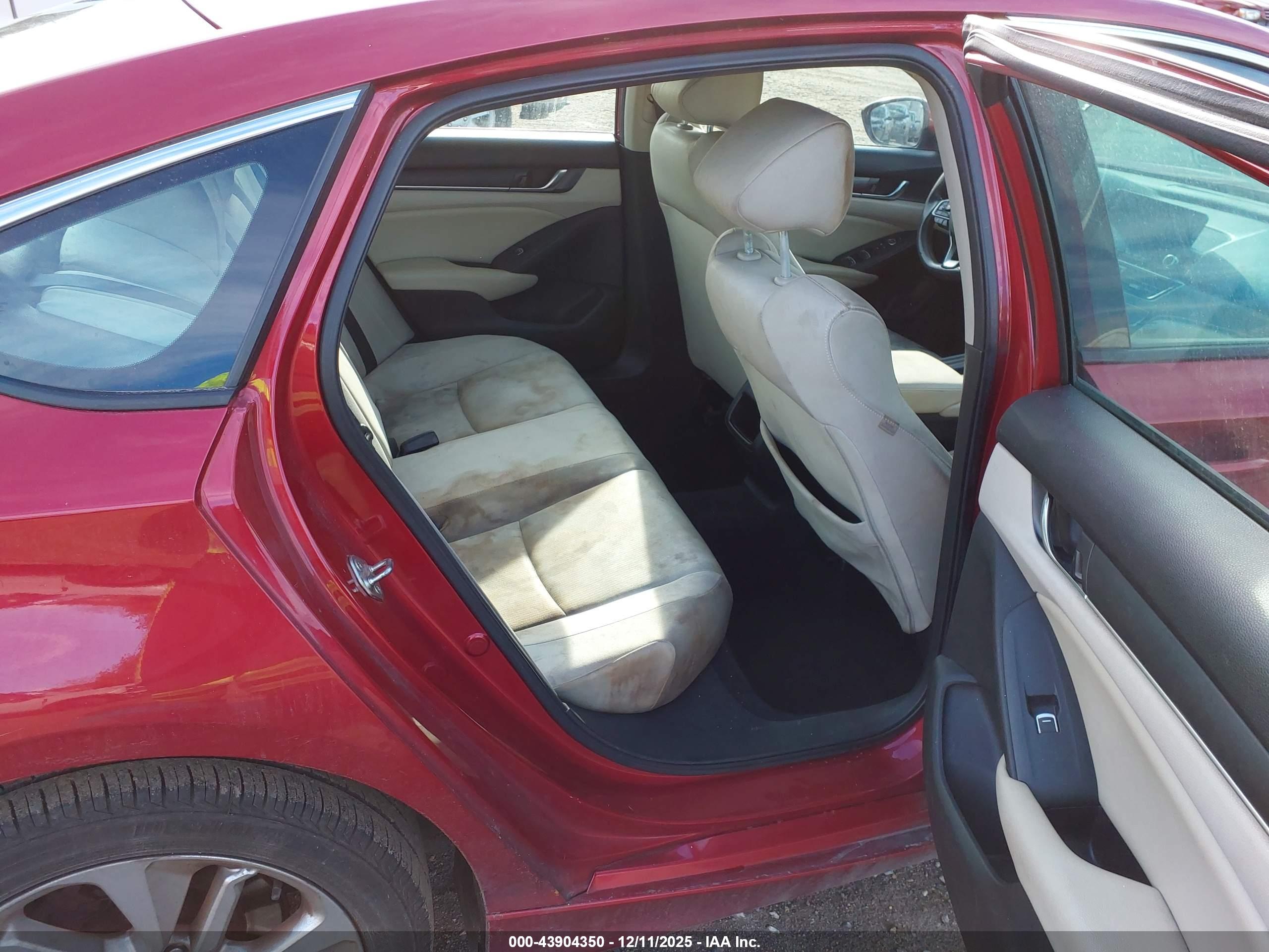 HONDA ACCORD image 8