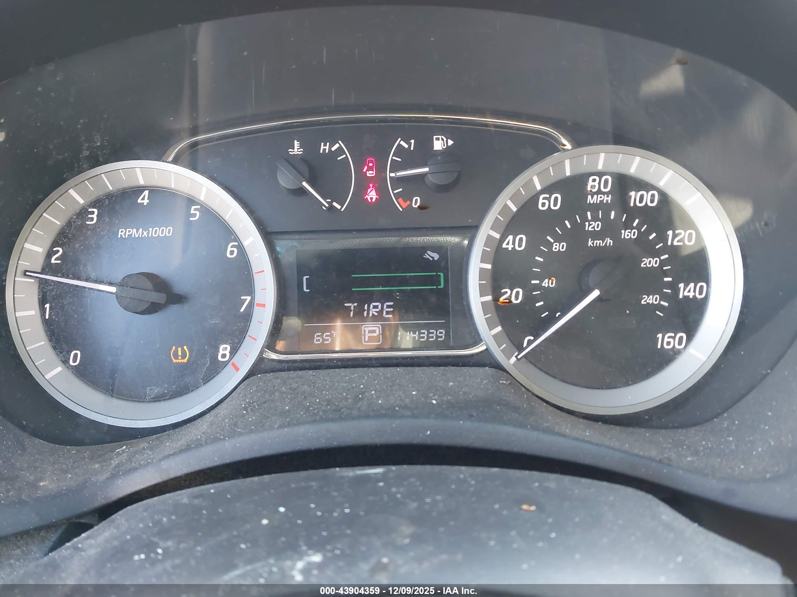 NISSAN SENTRA image 7