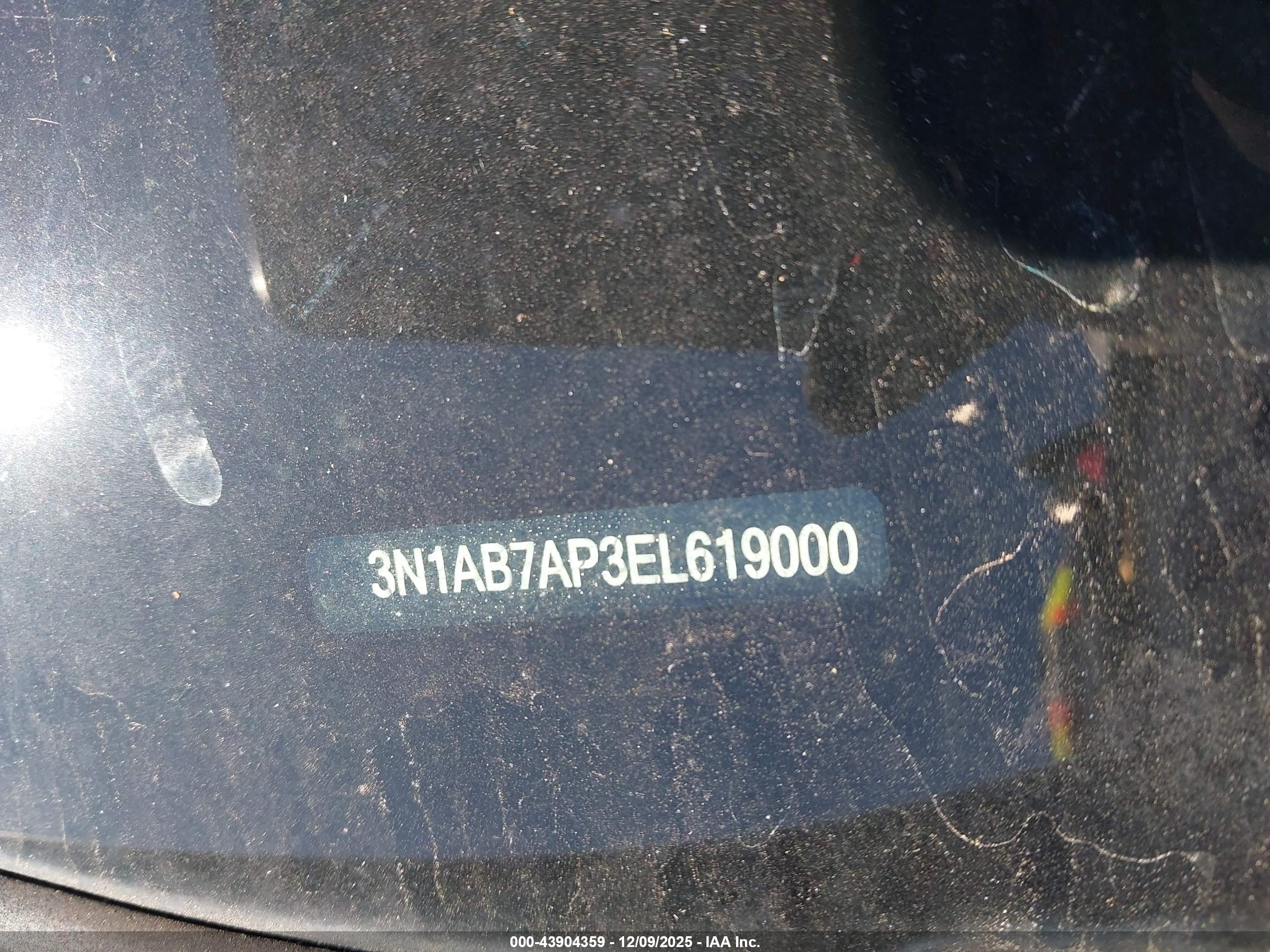 NISSAN SENTRA image 9