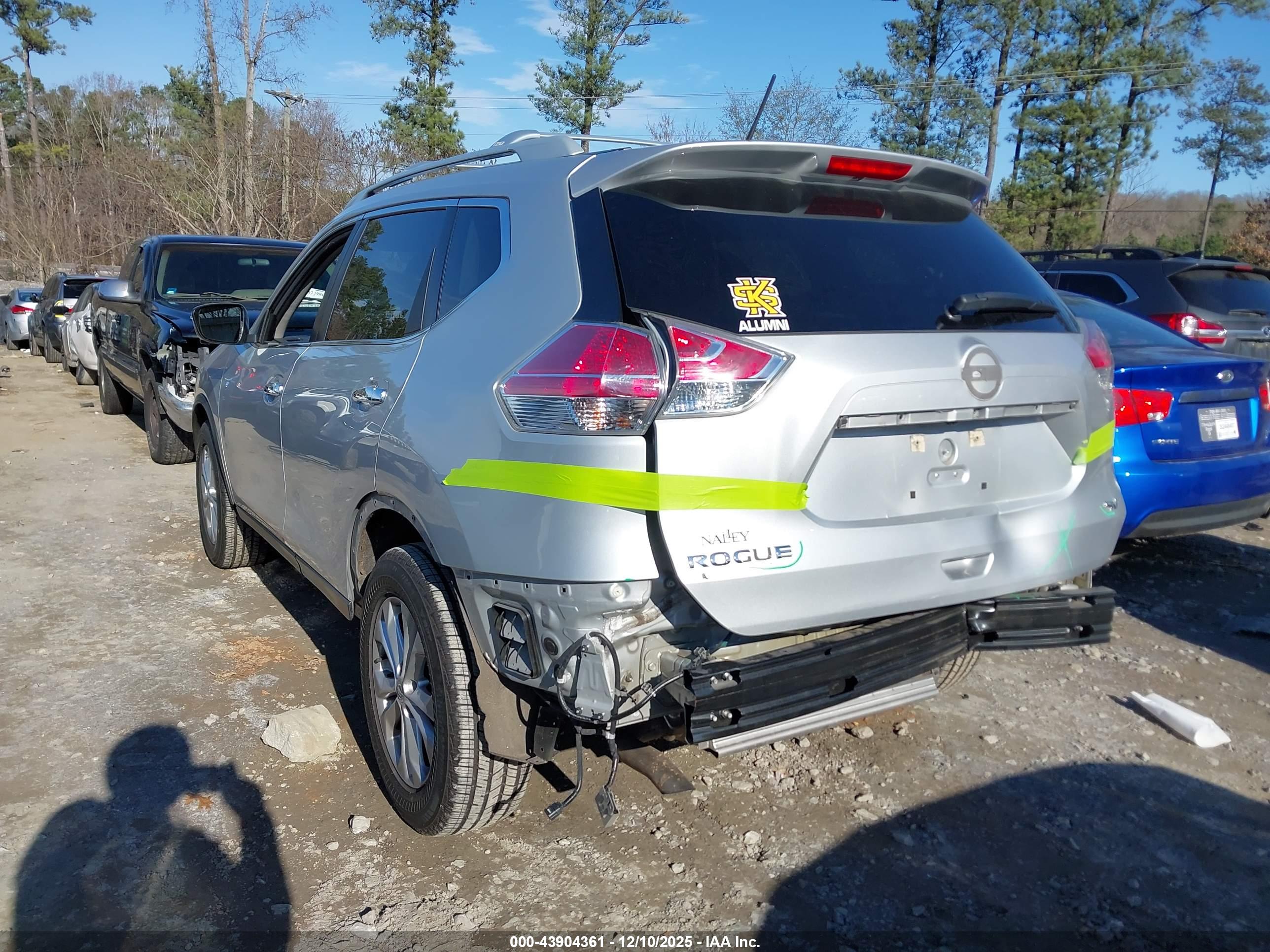 NISSAN ROGUE image 3