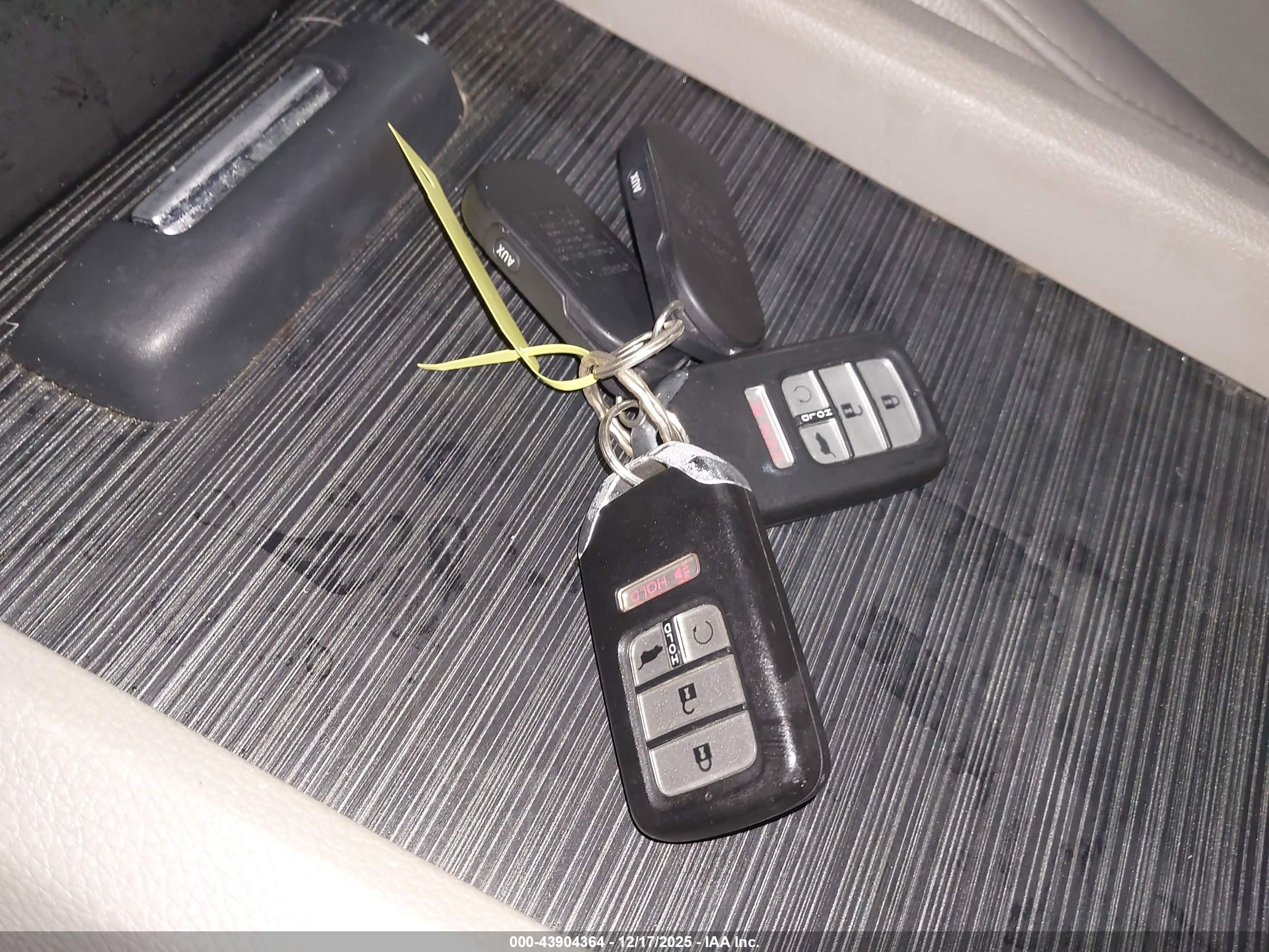 HONDA PILOT image 11