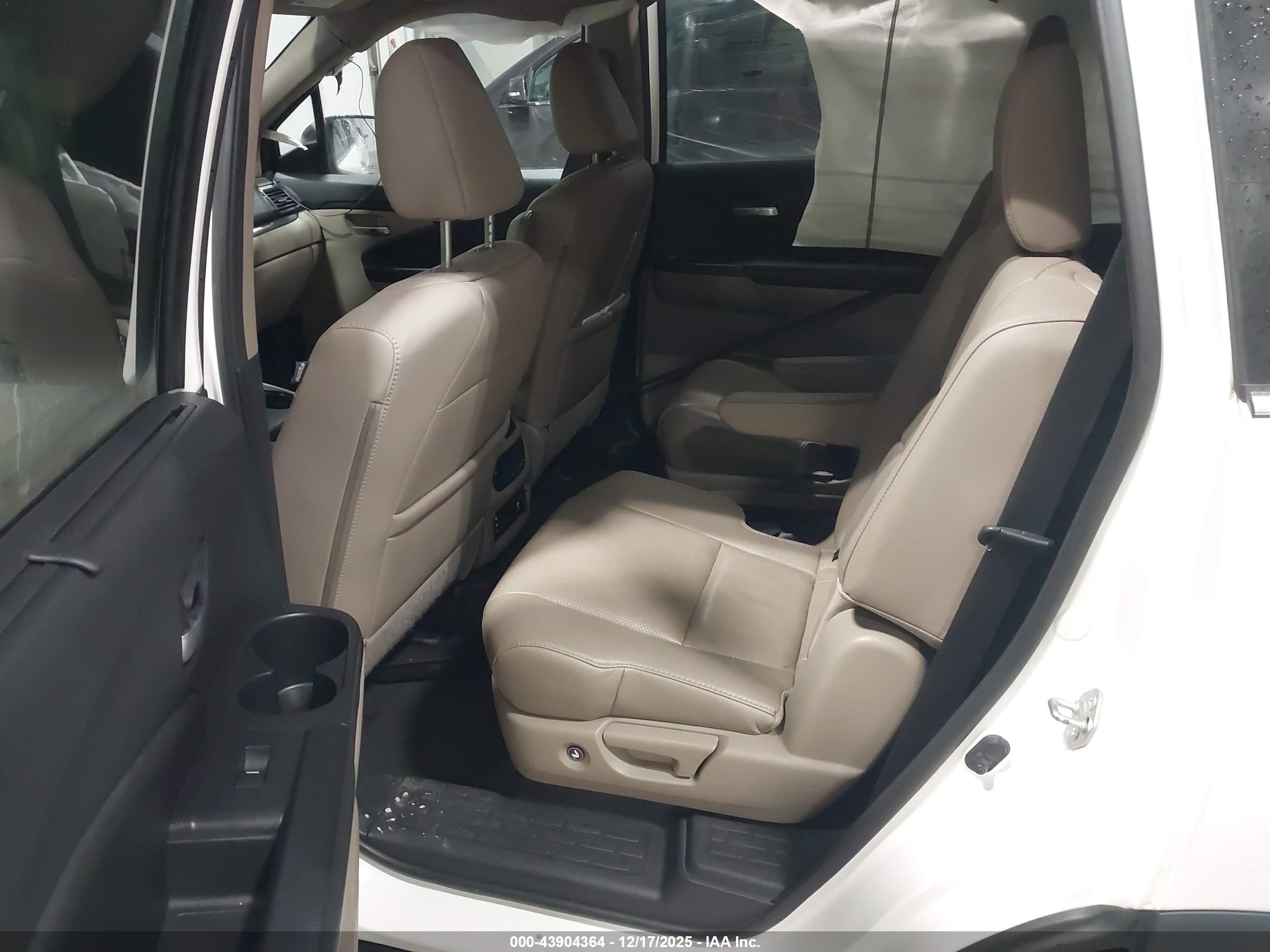 HONDA PILOT image 8