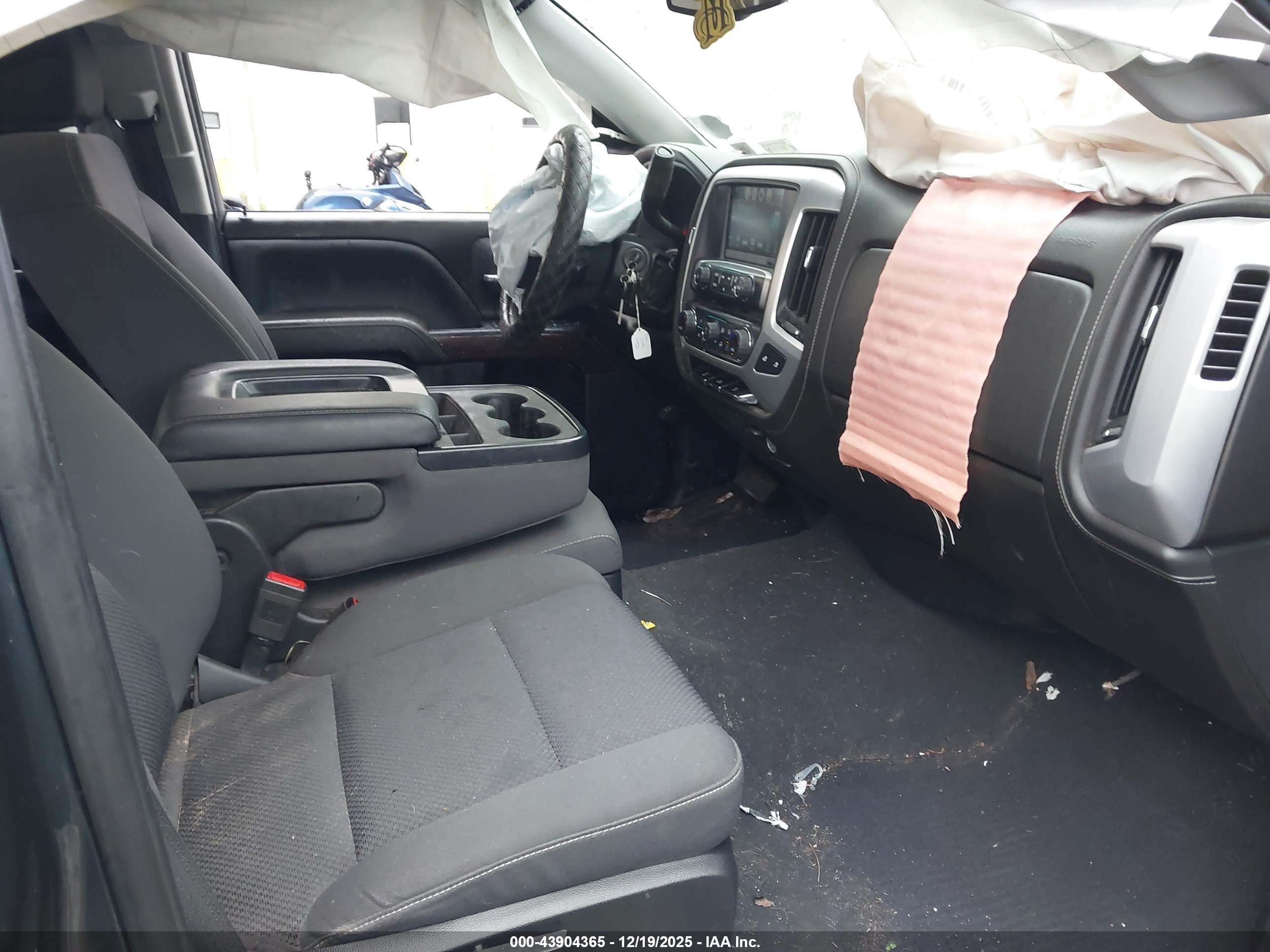 GMC SIERRA image 5