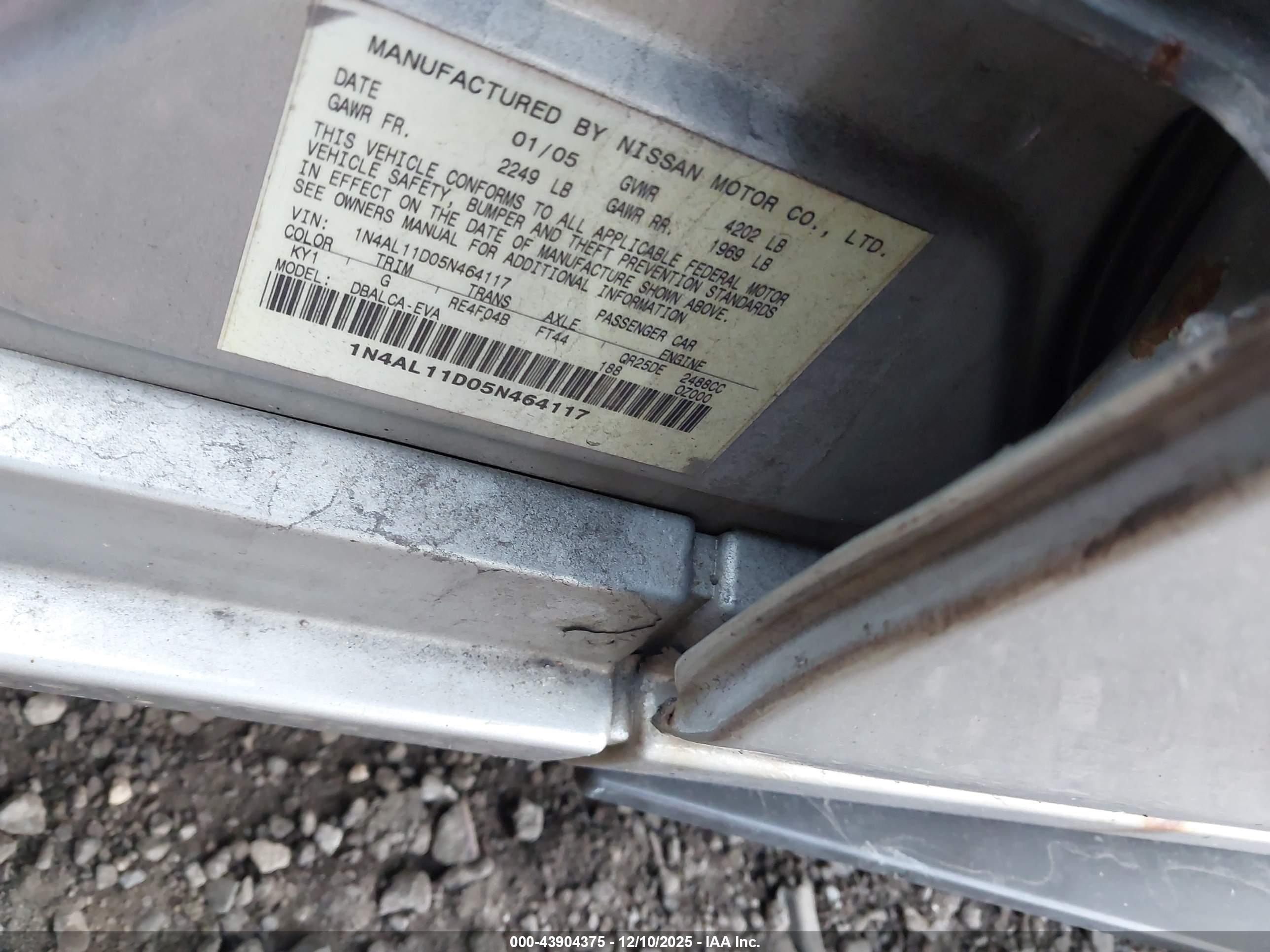 NISSAN ALTIMA image 9
