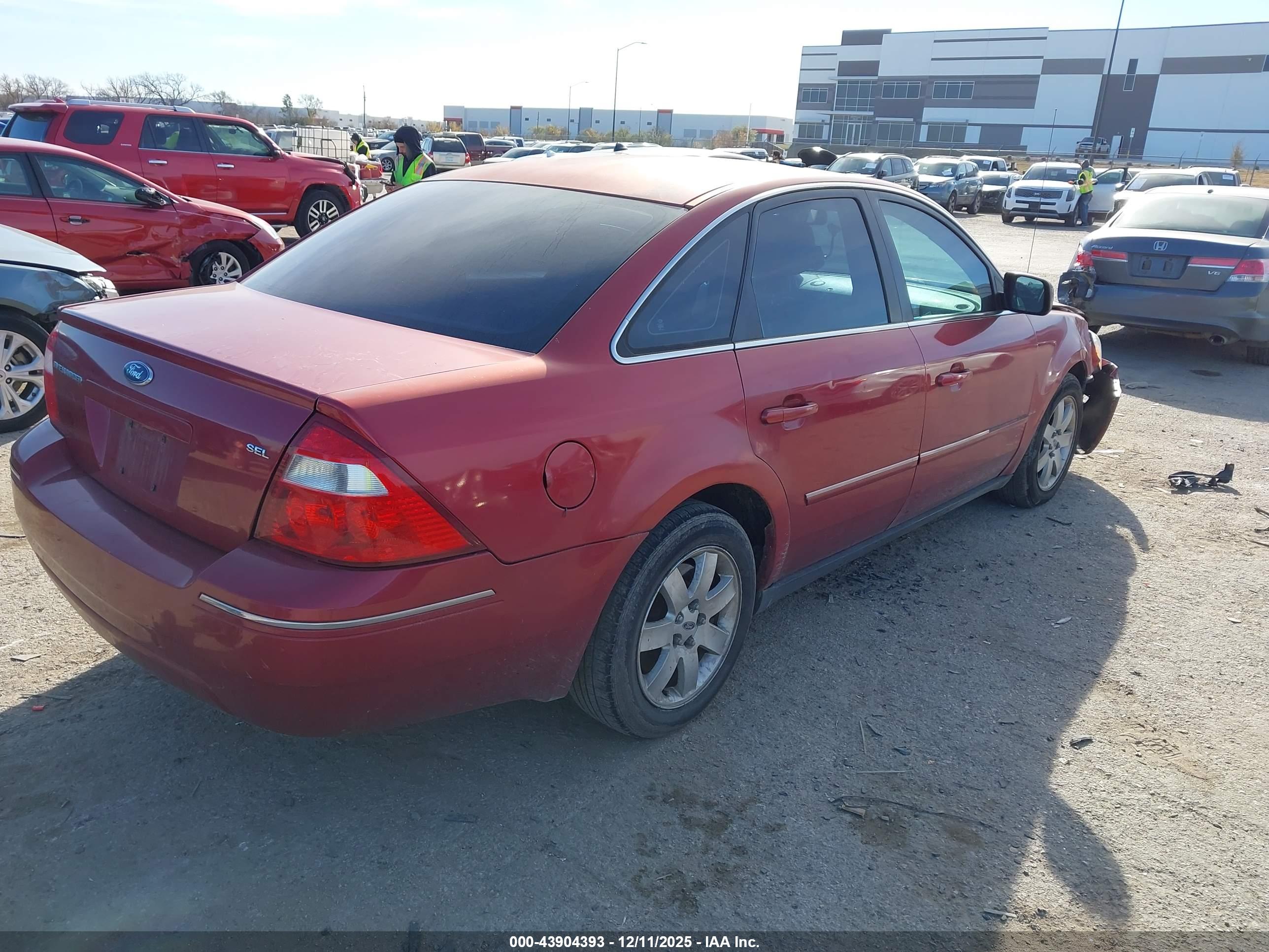 FORD FIVE image 4