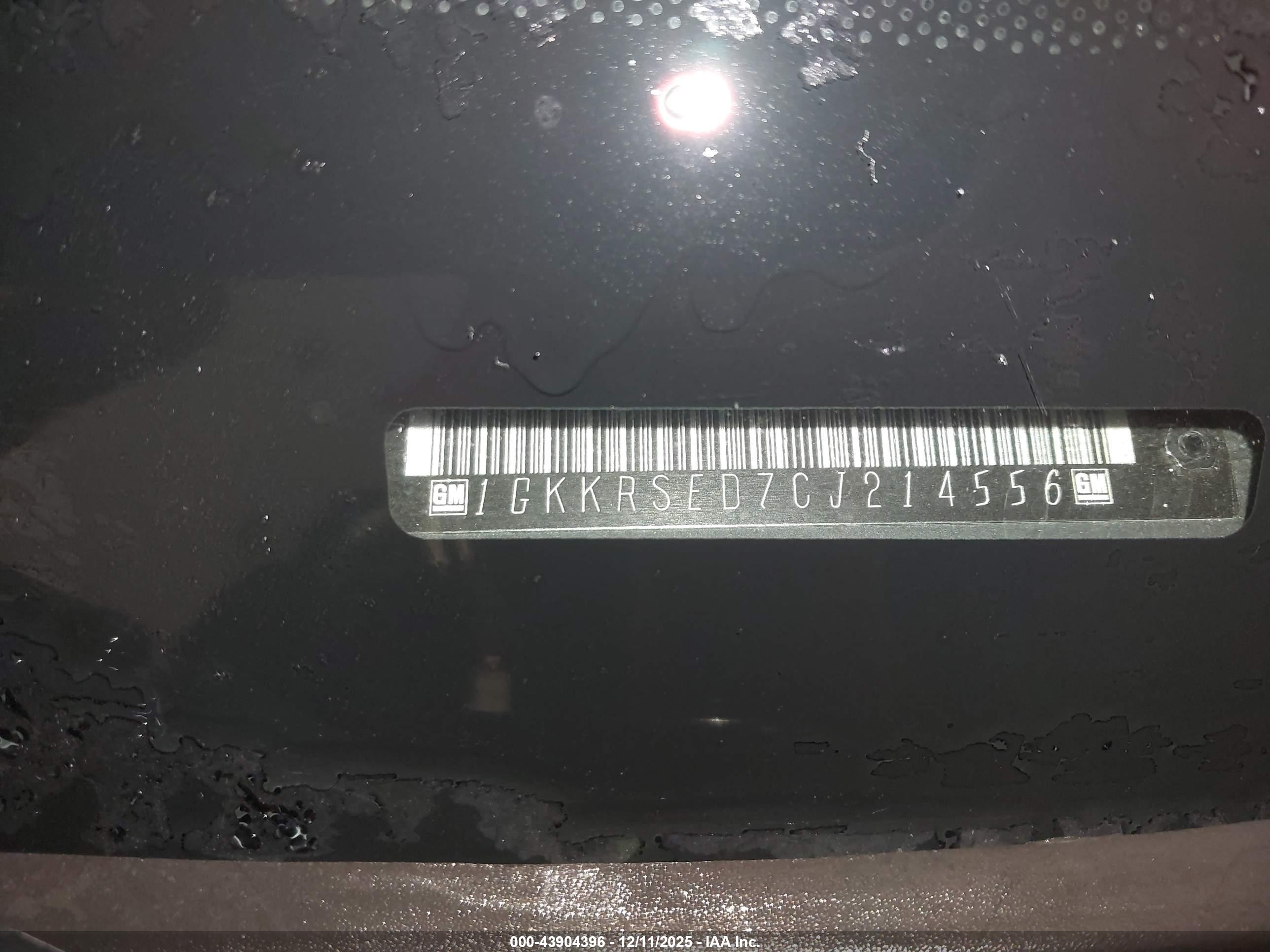 GMC ACADIA image 9