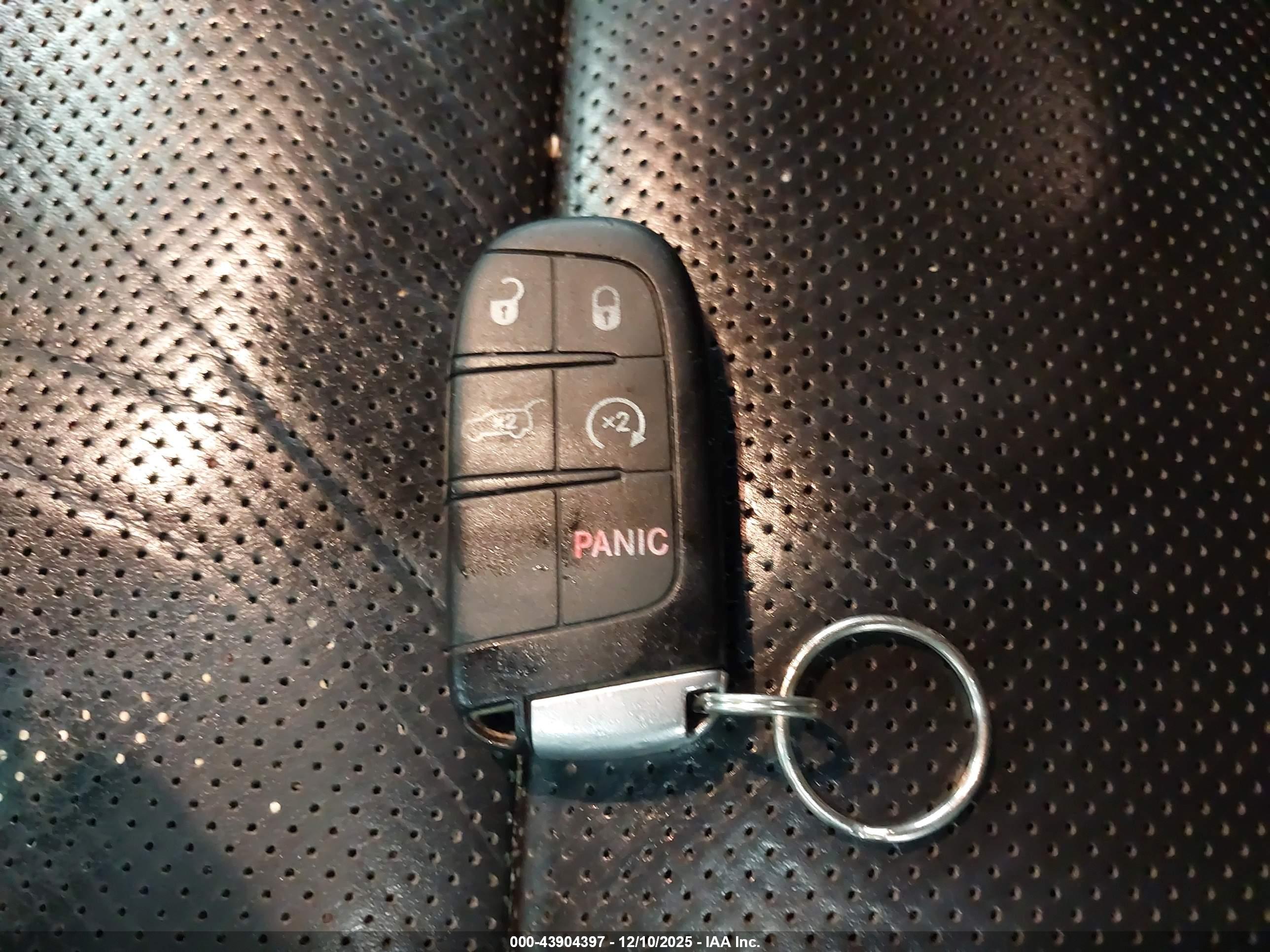 JEEP GRAND image 11