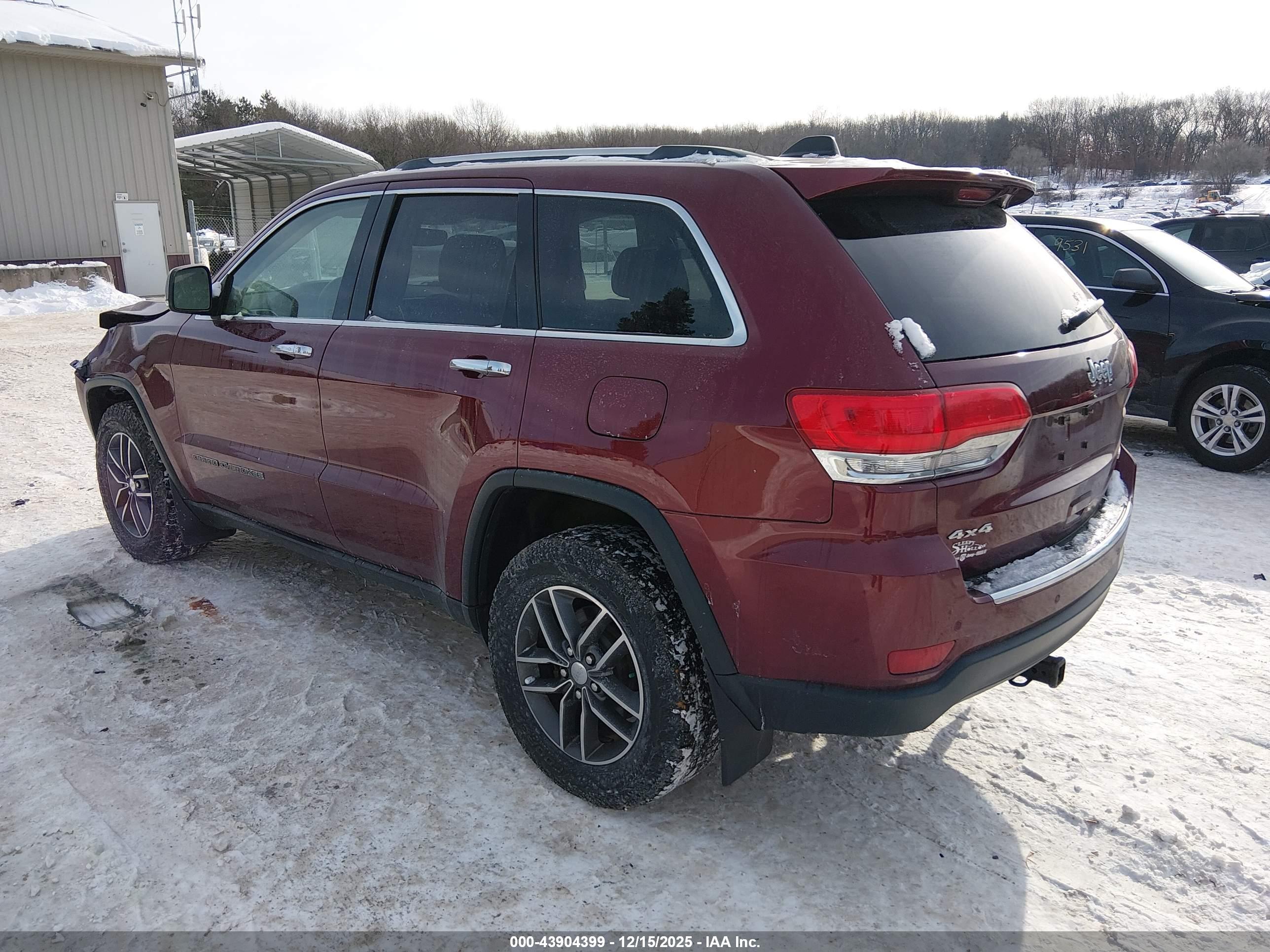 JEEP GRAND image 3