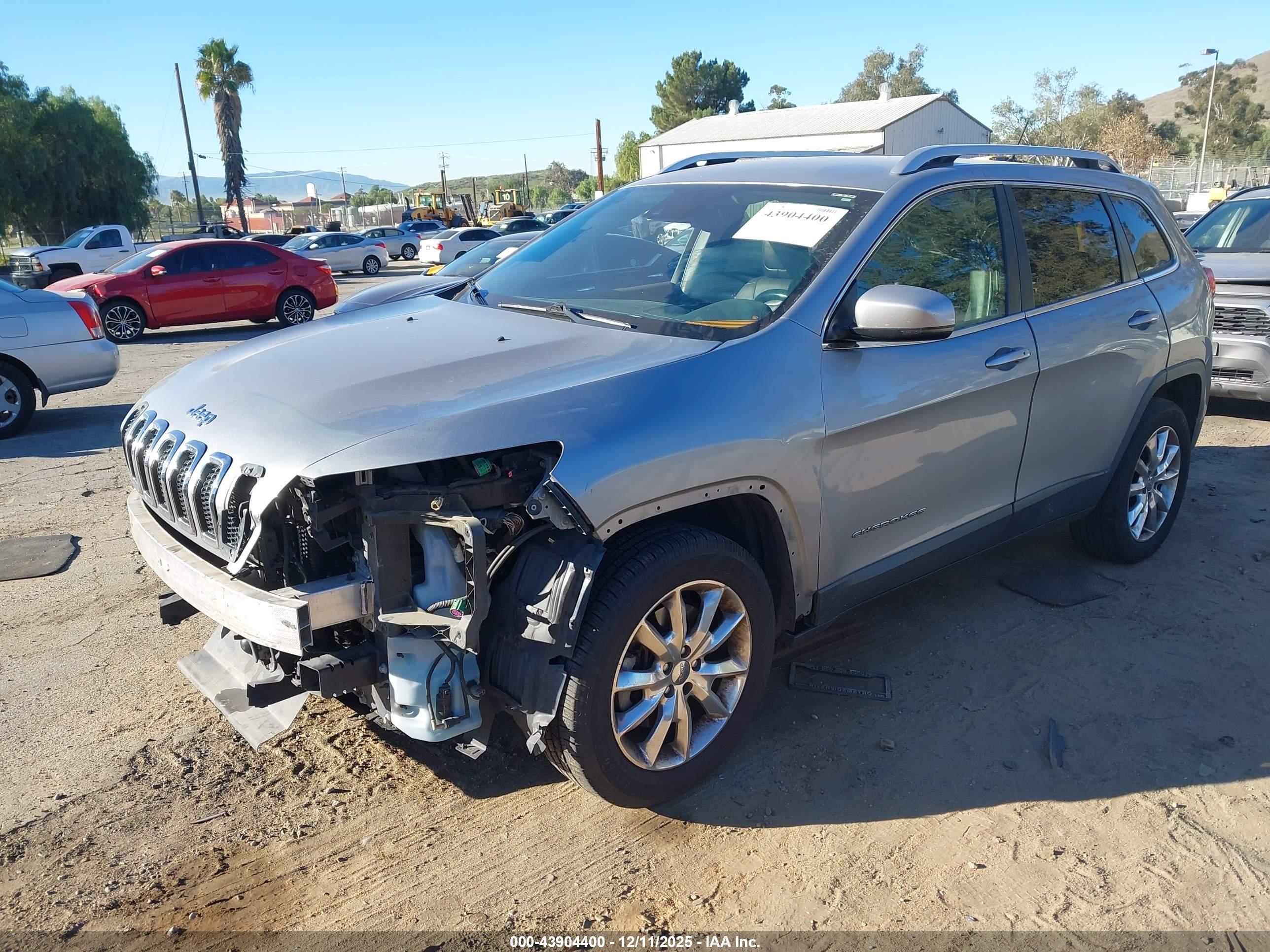 JEEP CHEROKEE image 2