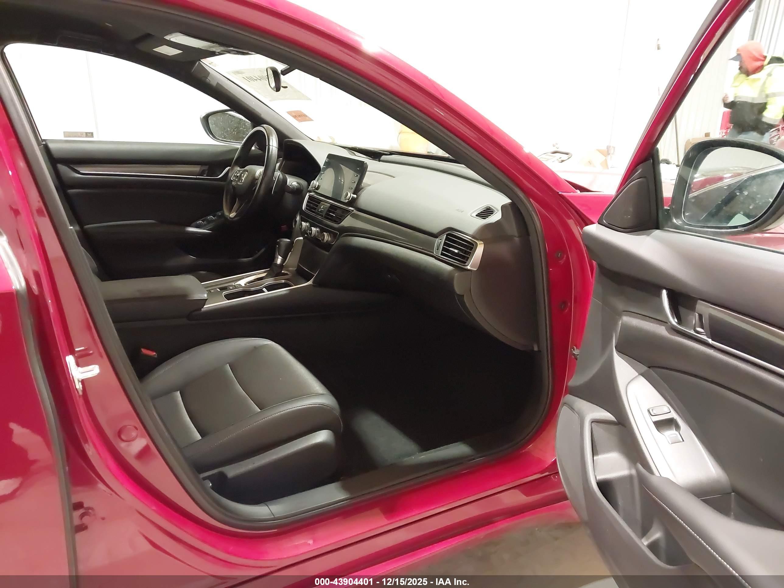 HONDA ACCORD image 5