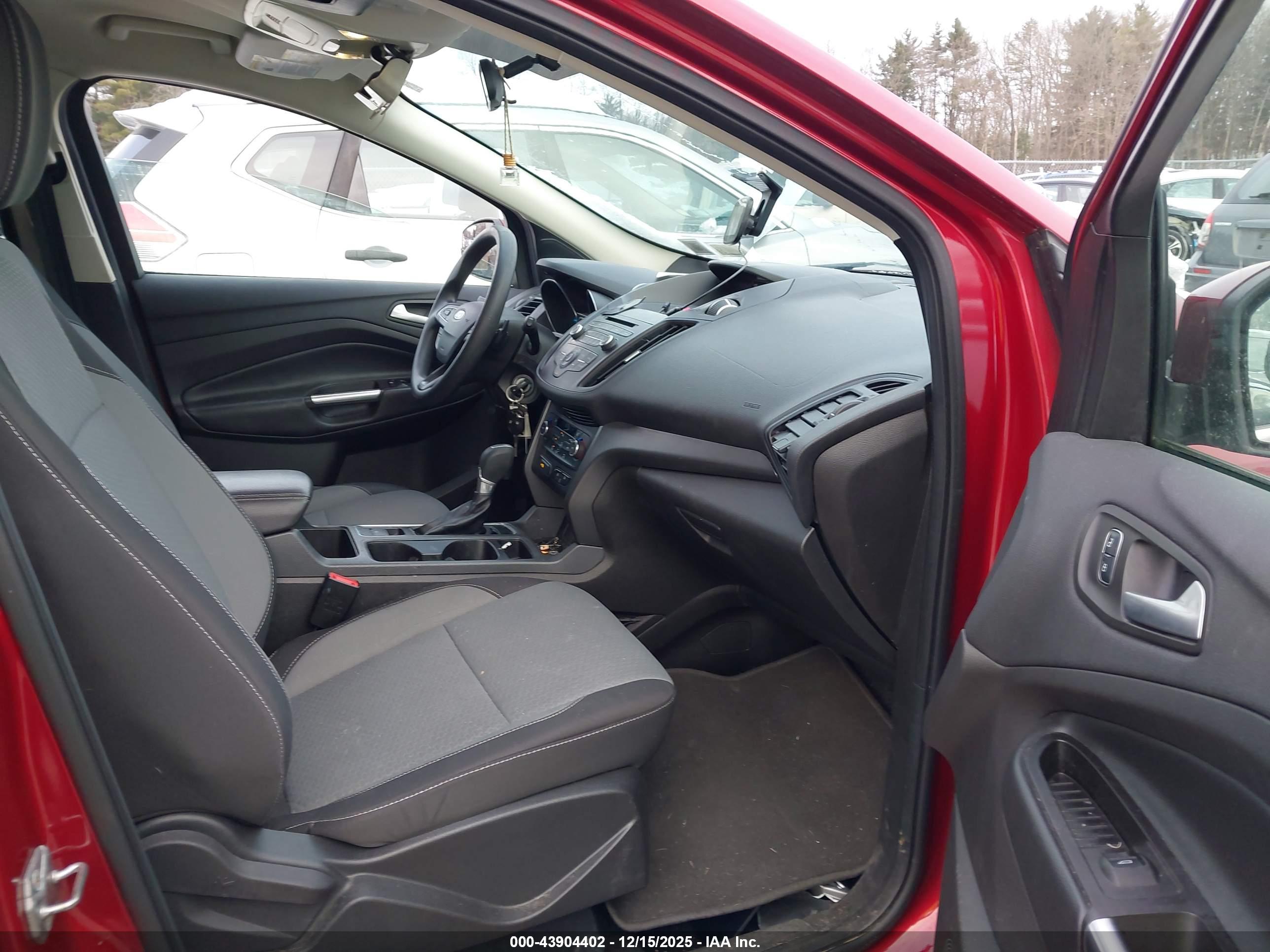 FORD ESCAPE image 5