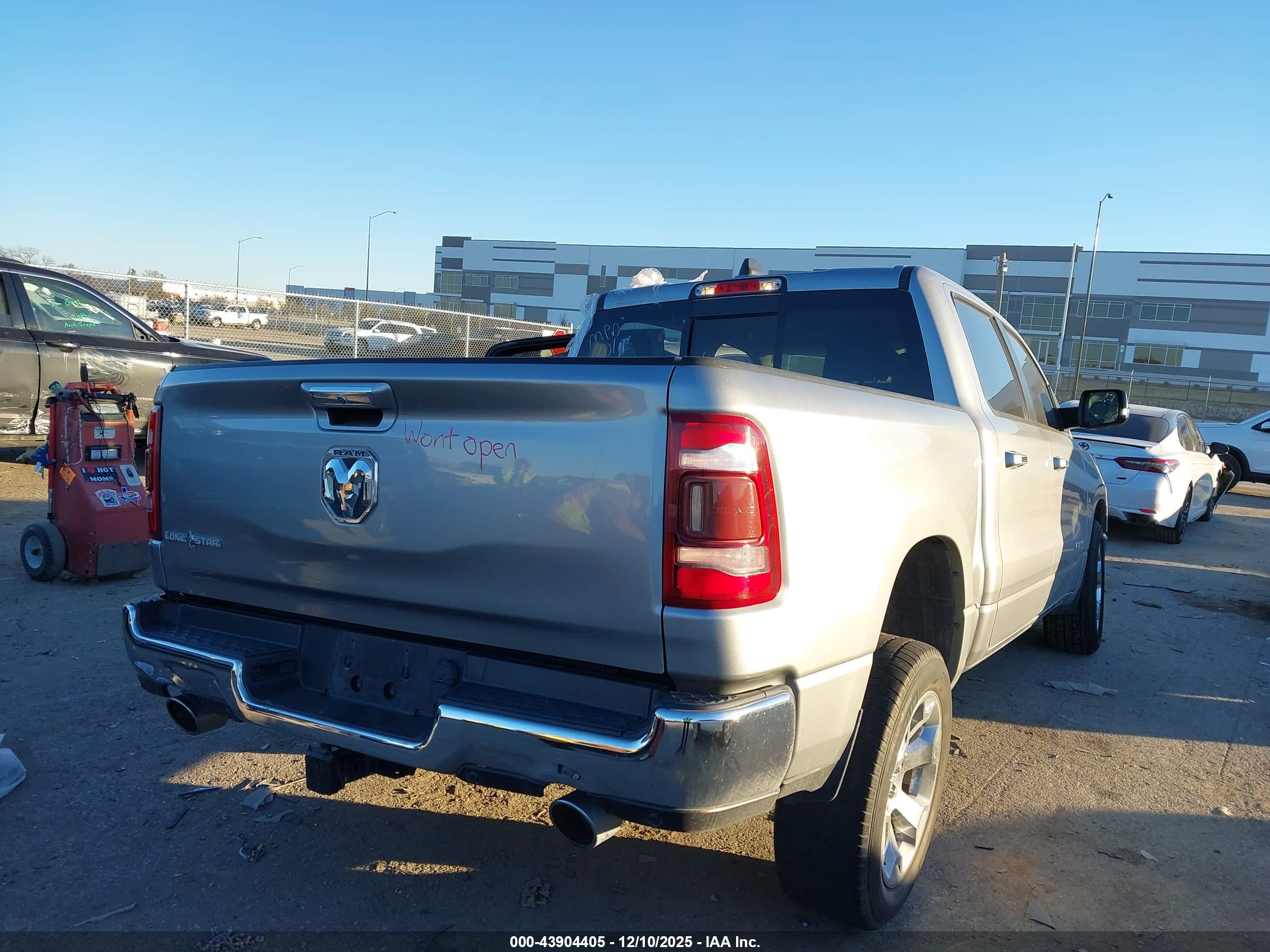 RAM 1500 image 4