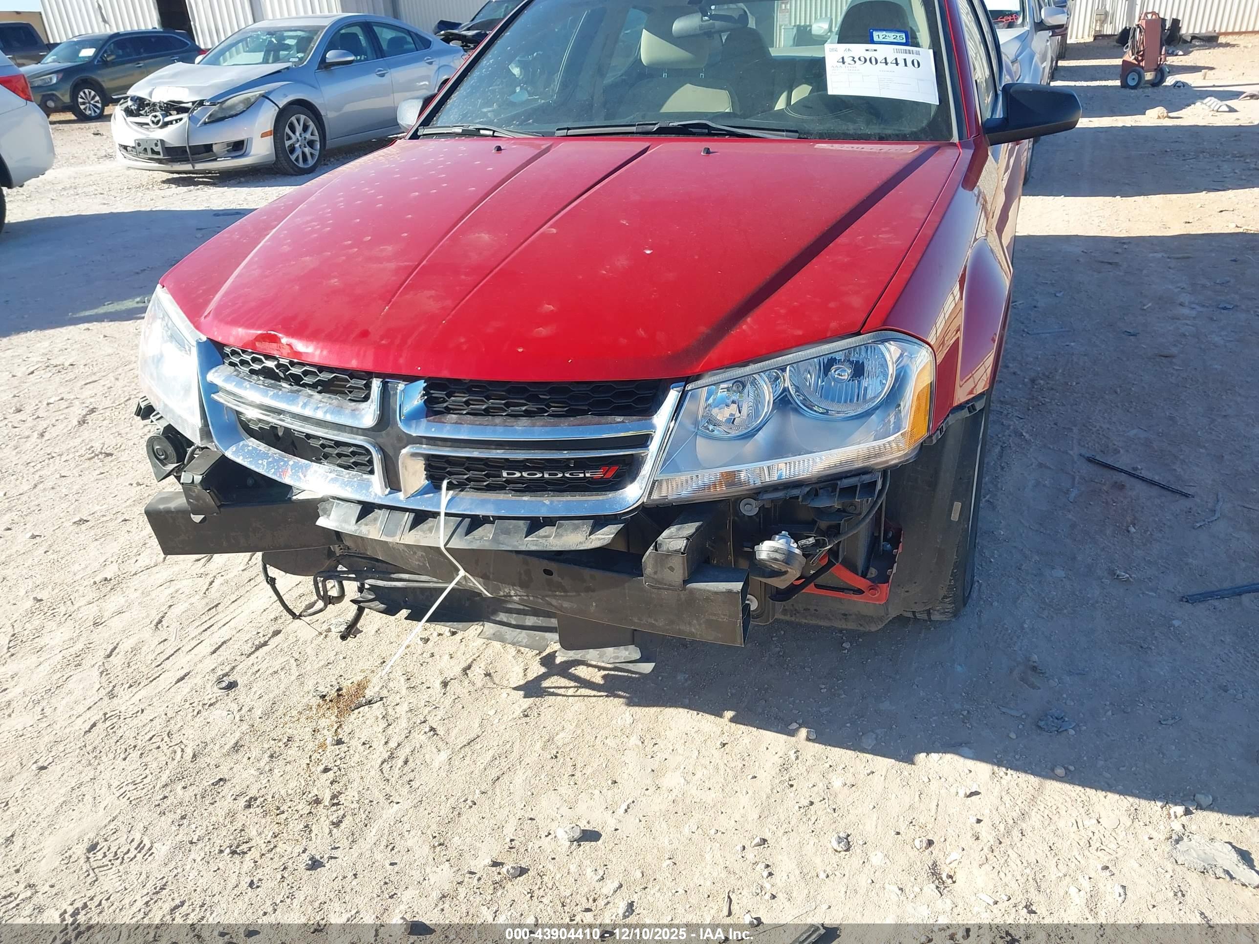 DODGE AVENGER image 6