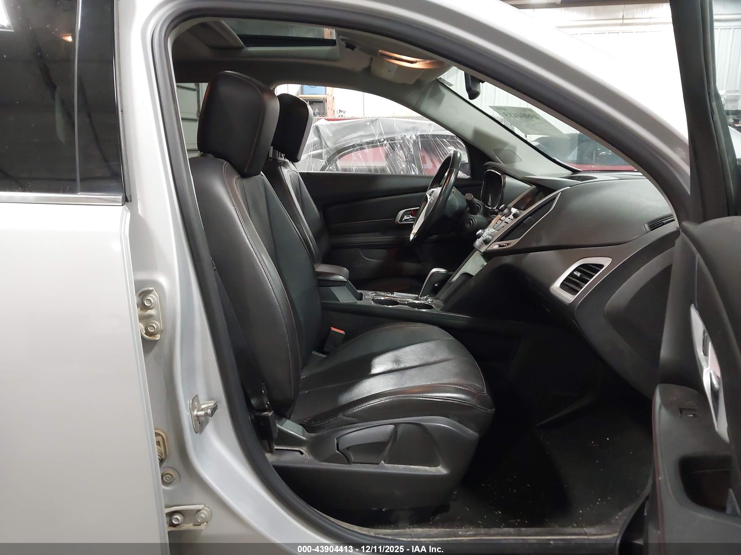 GMC TERRAIN image 5