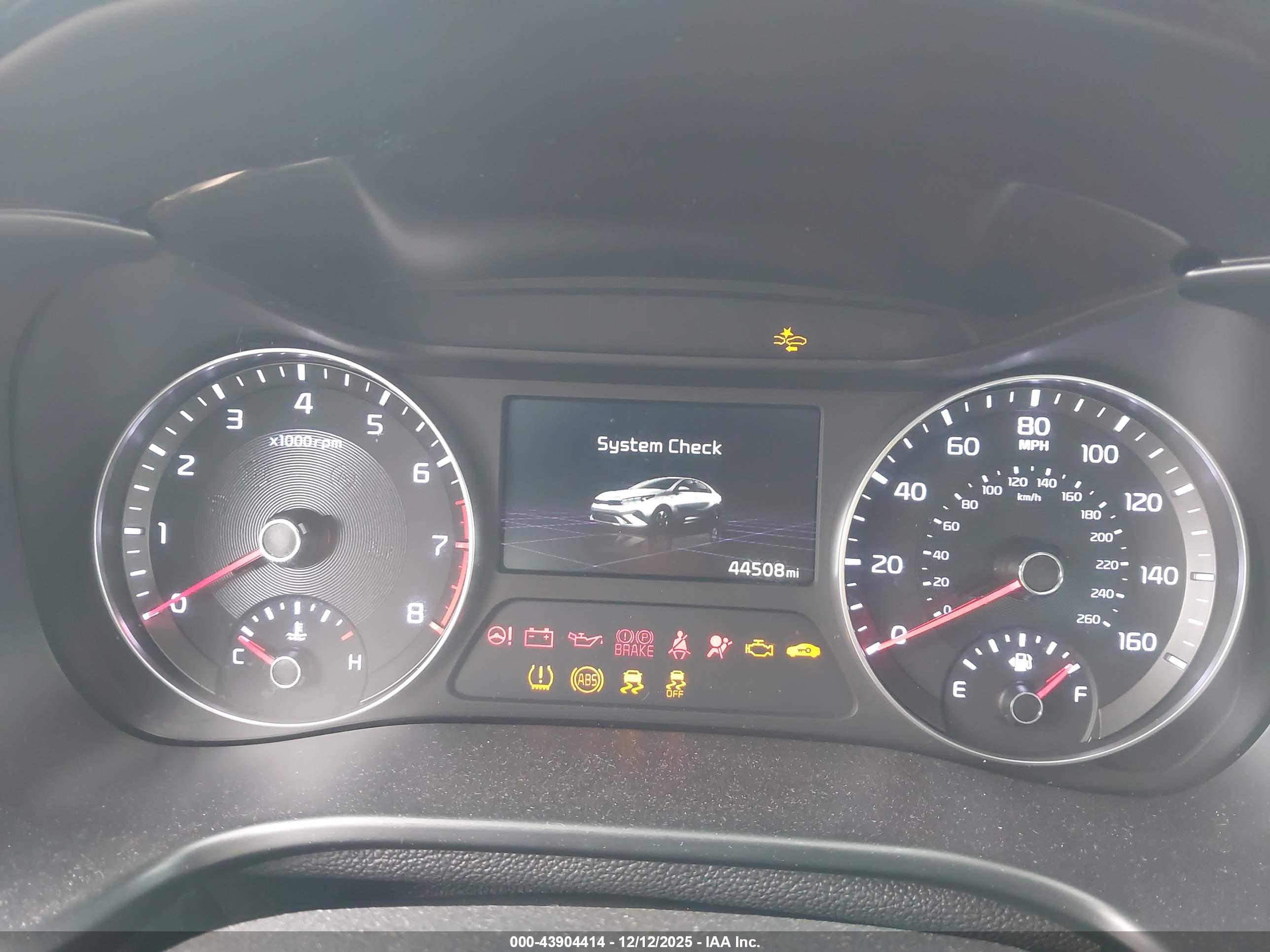 KIA FORTE image 7