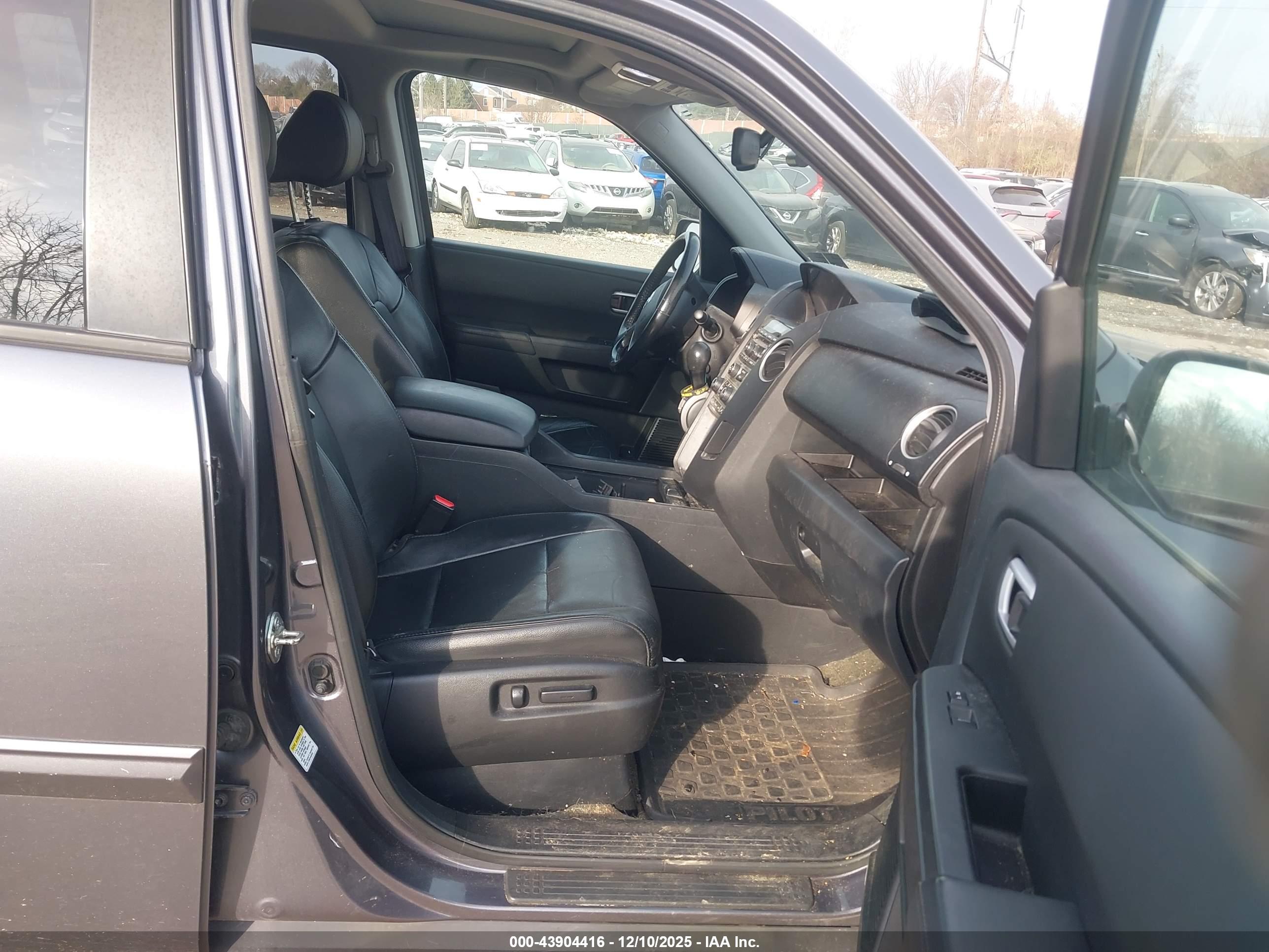 HONDA PILOT image 5