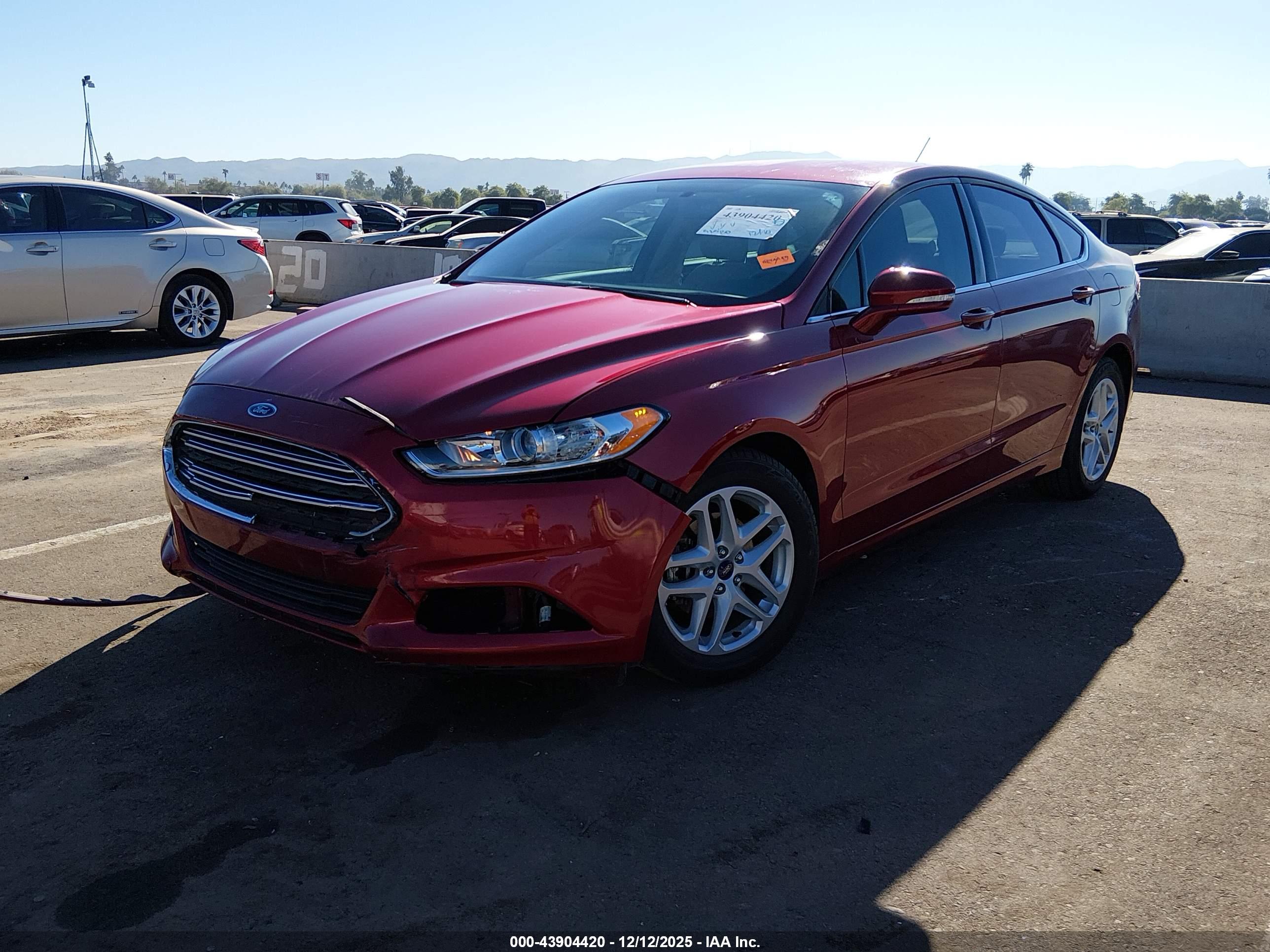 FORD FUSION image 2