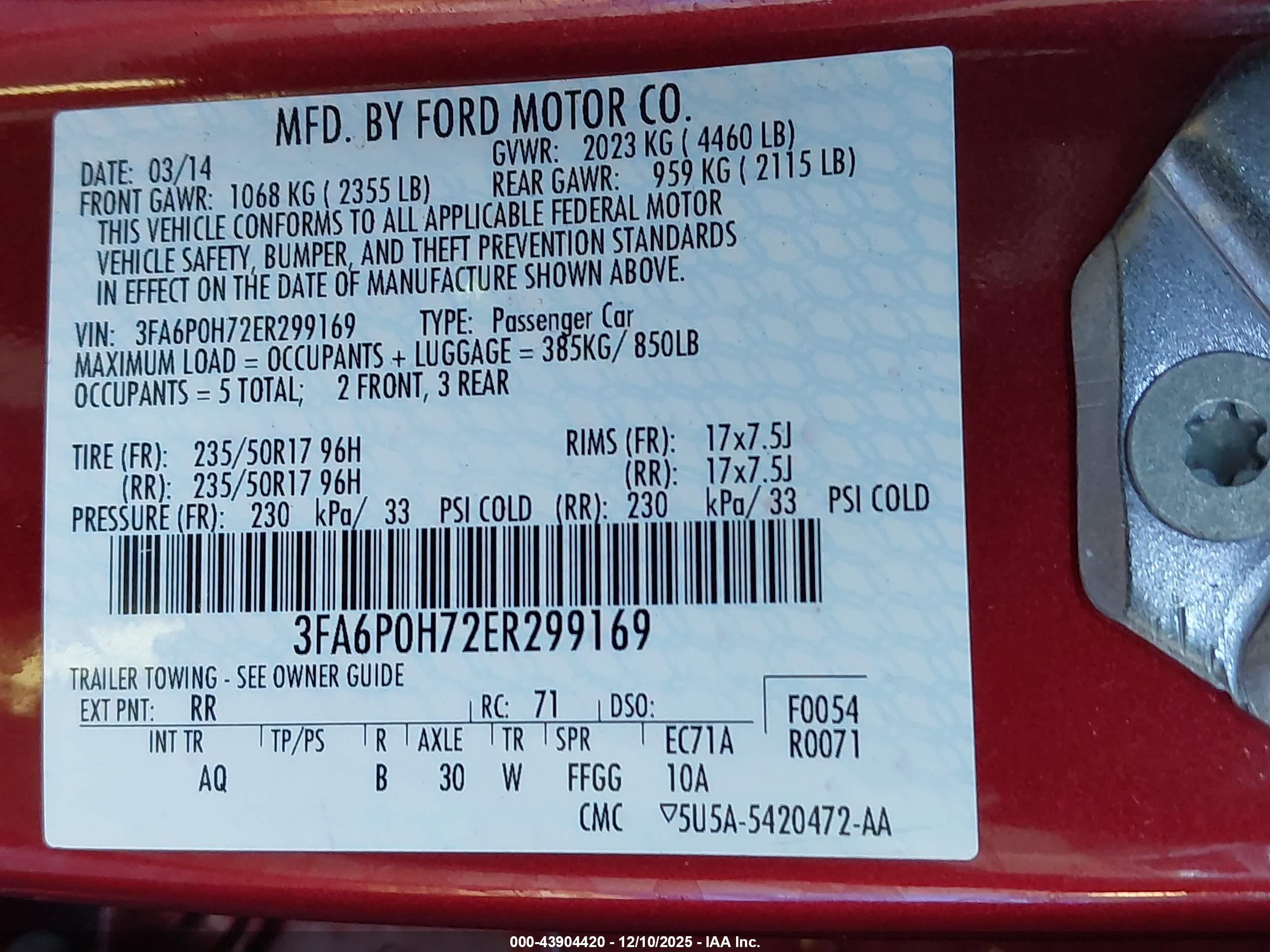 FORD FUSION image 9