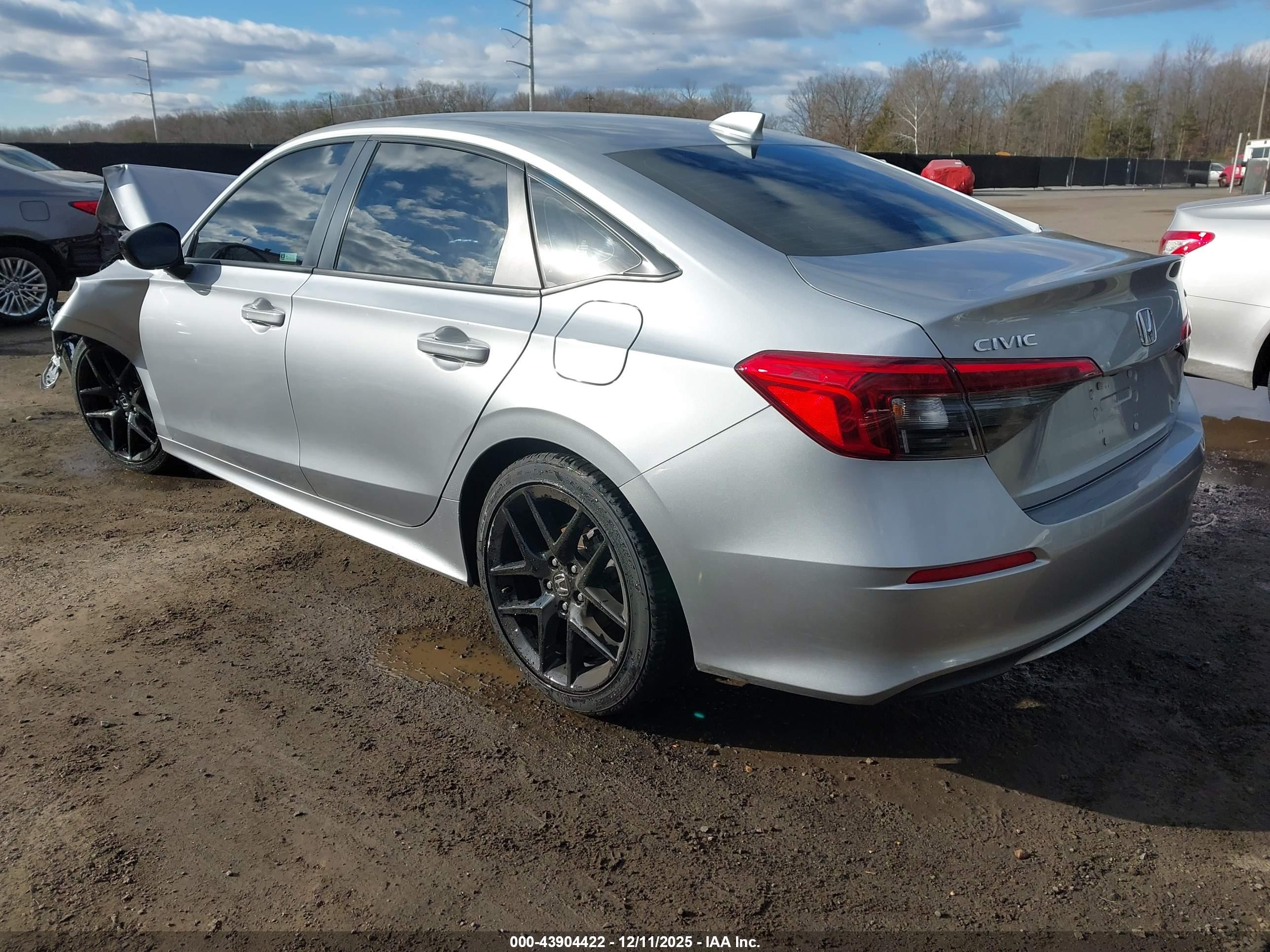 HONDA CIVIC image 3