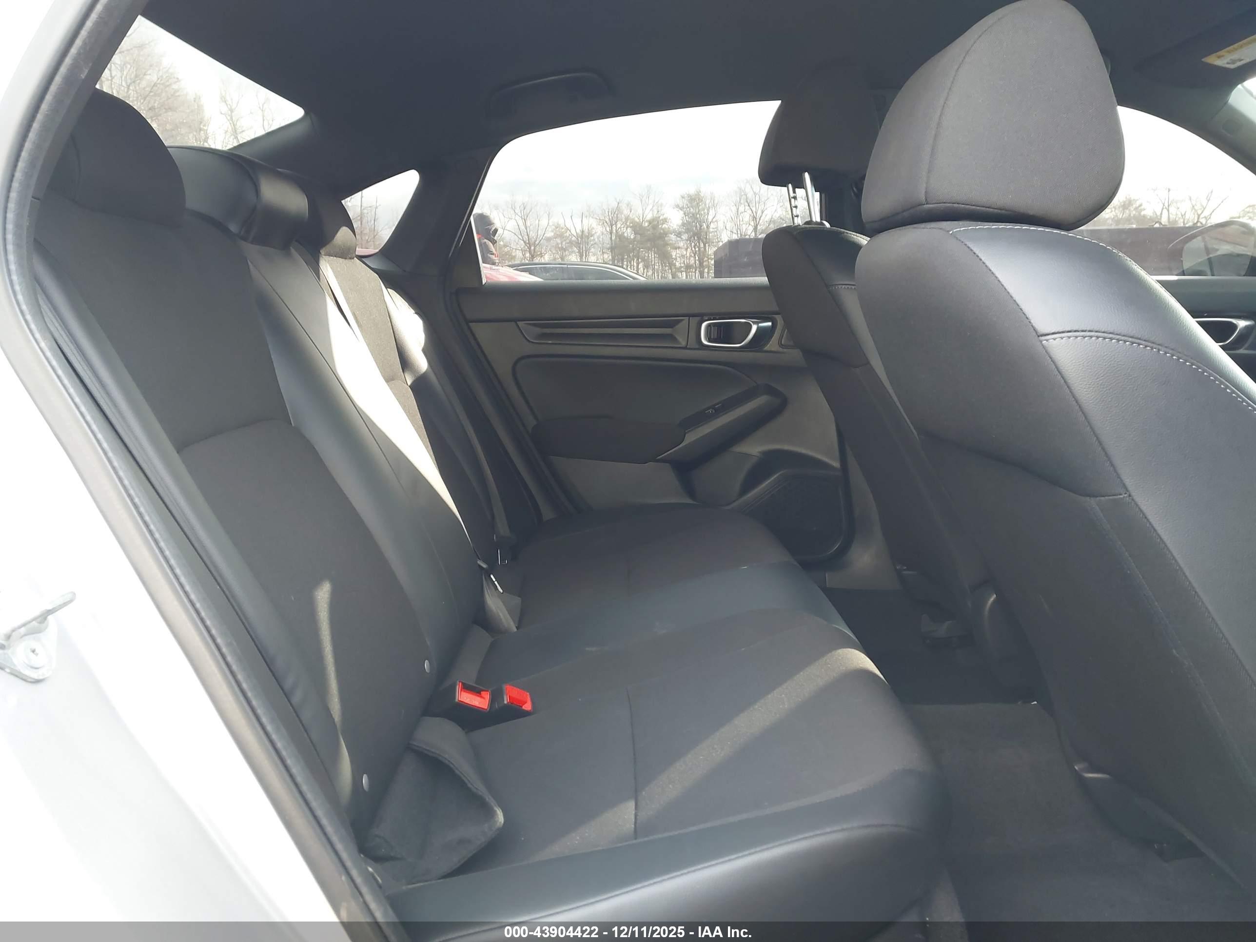 HONDA CIVIC image 8