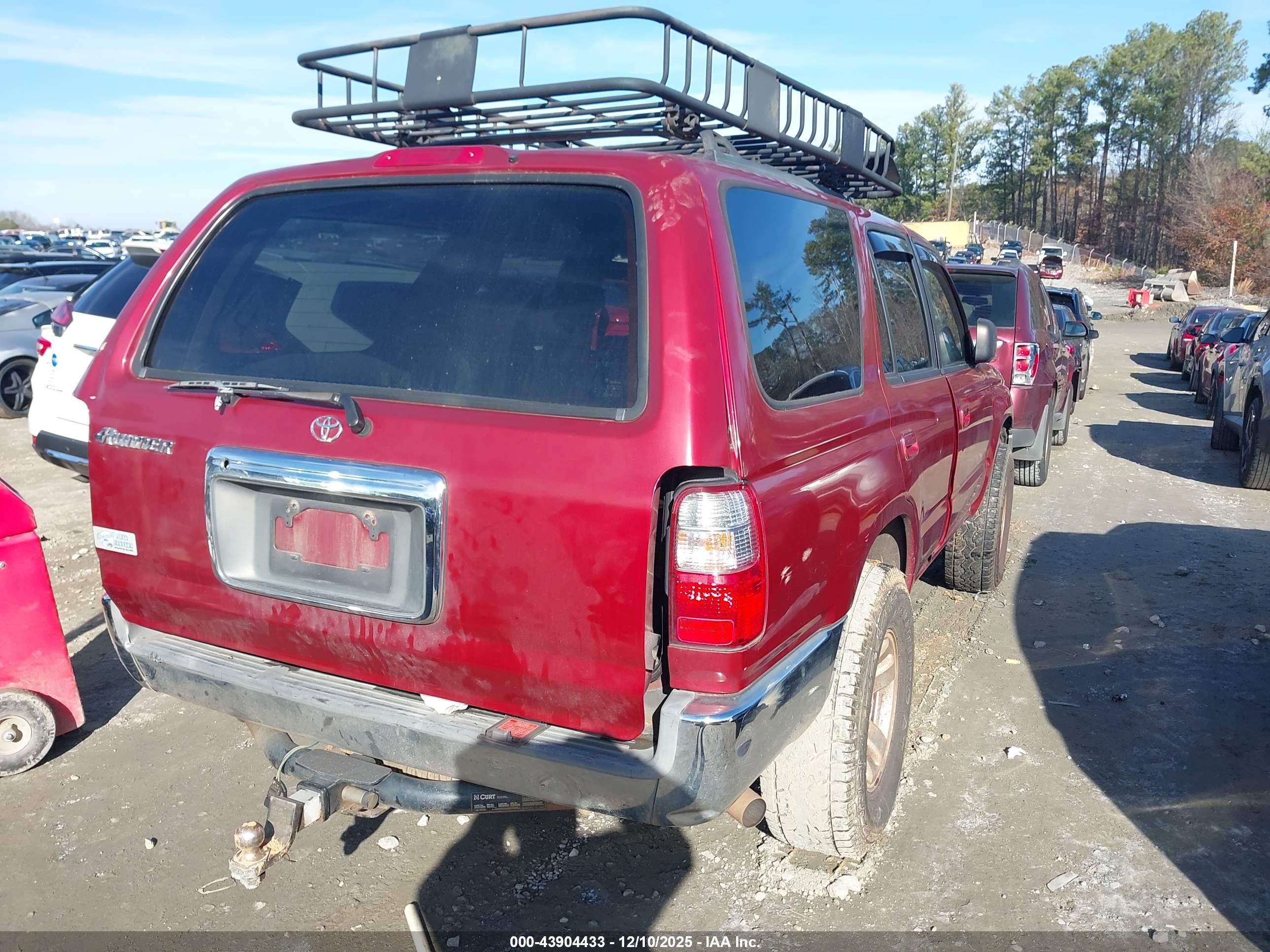 TOYOTA 4RUNNER image 4