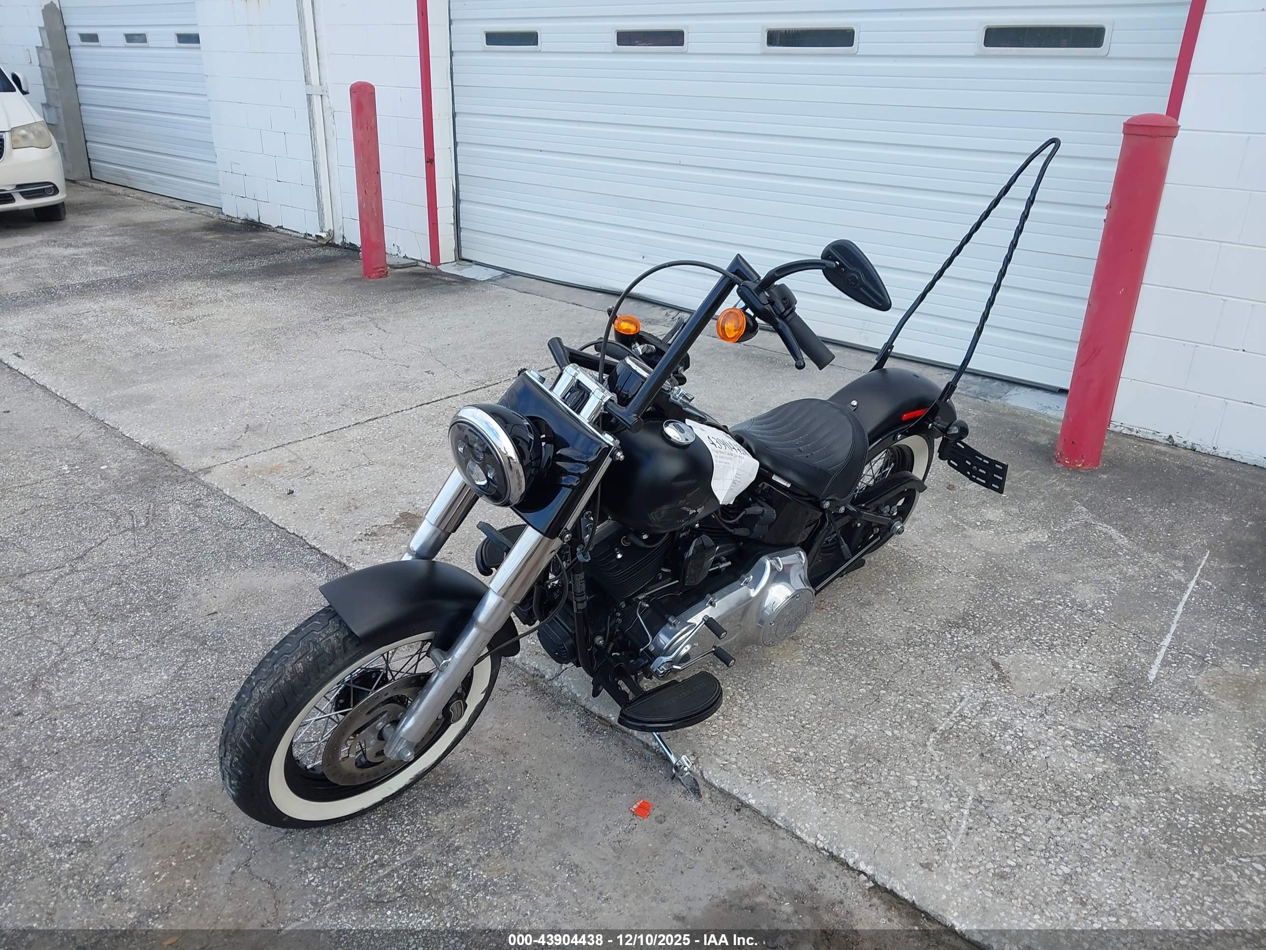HARLEY-DAVIDSON FLS image 2