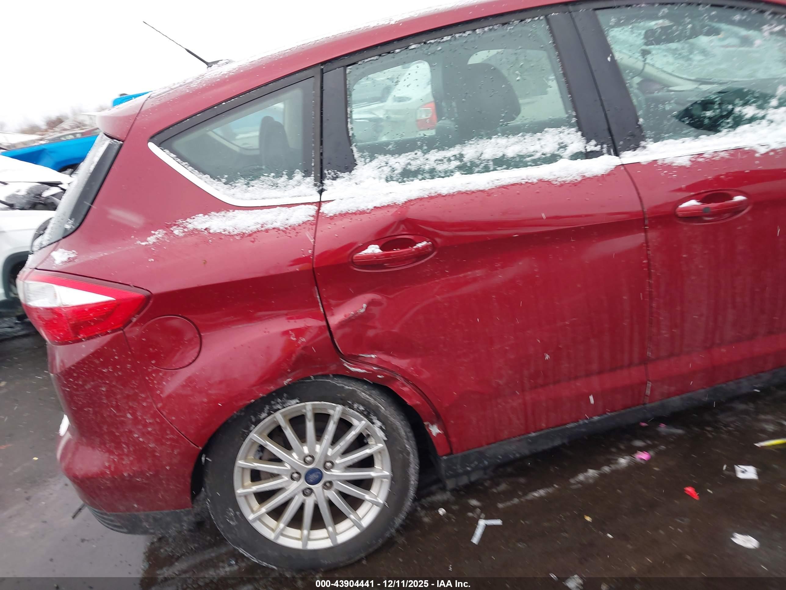 FORD C-MAX image 6