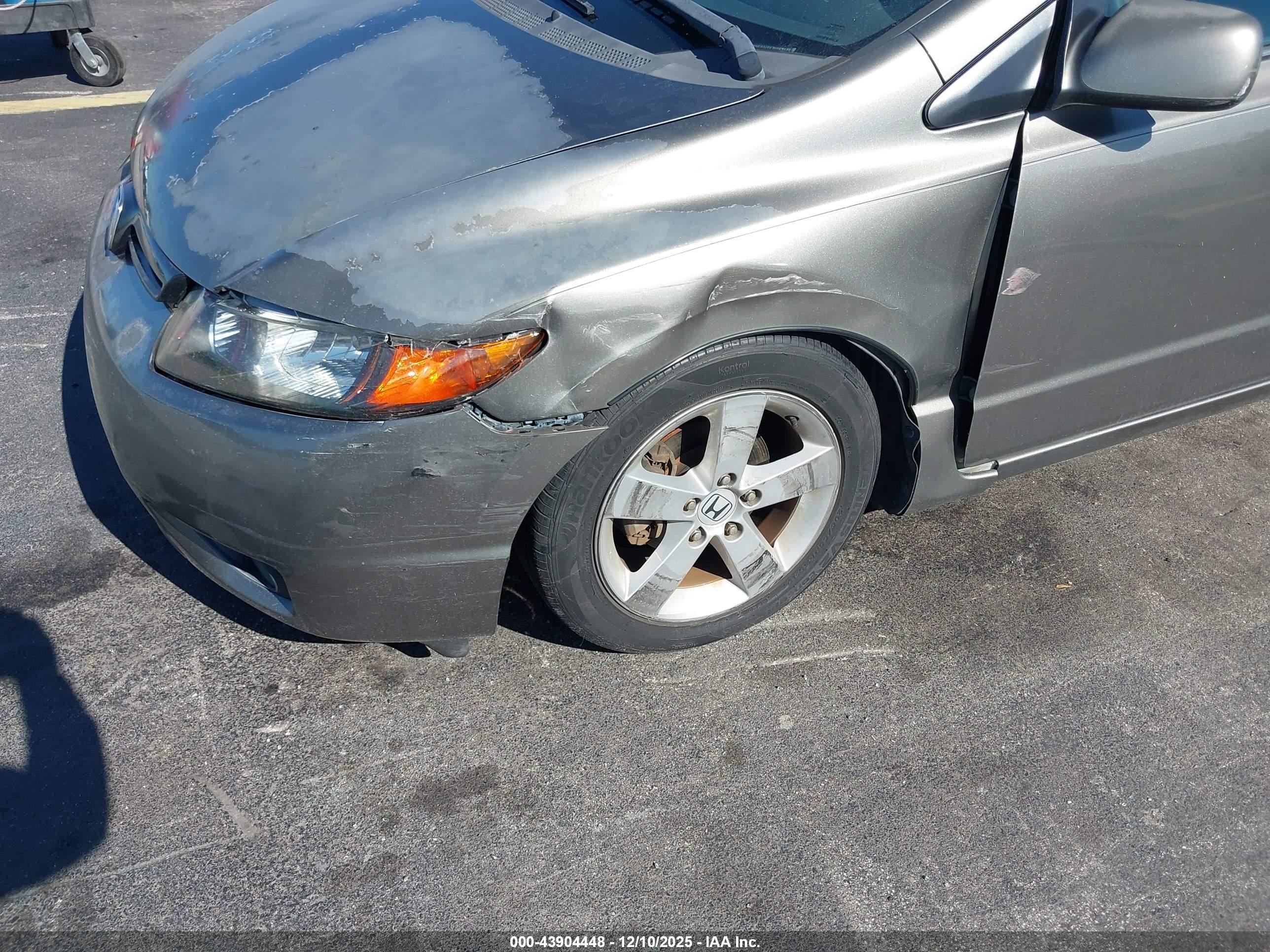 HONDA CIVIC image 6