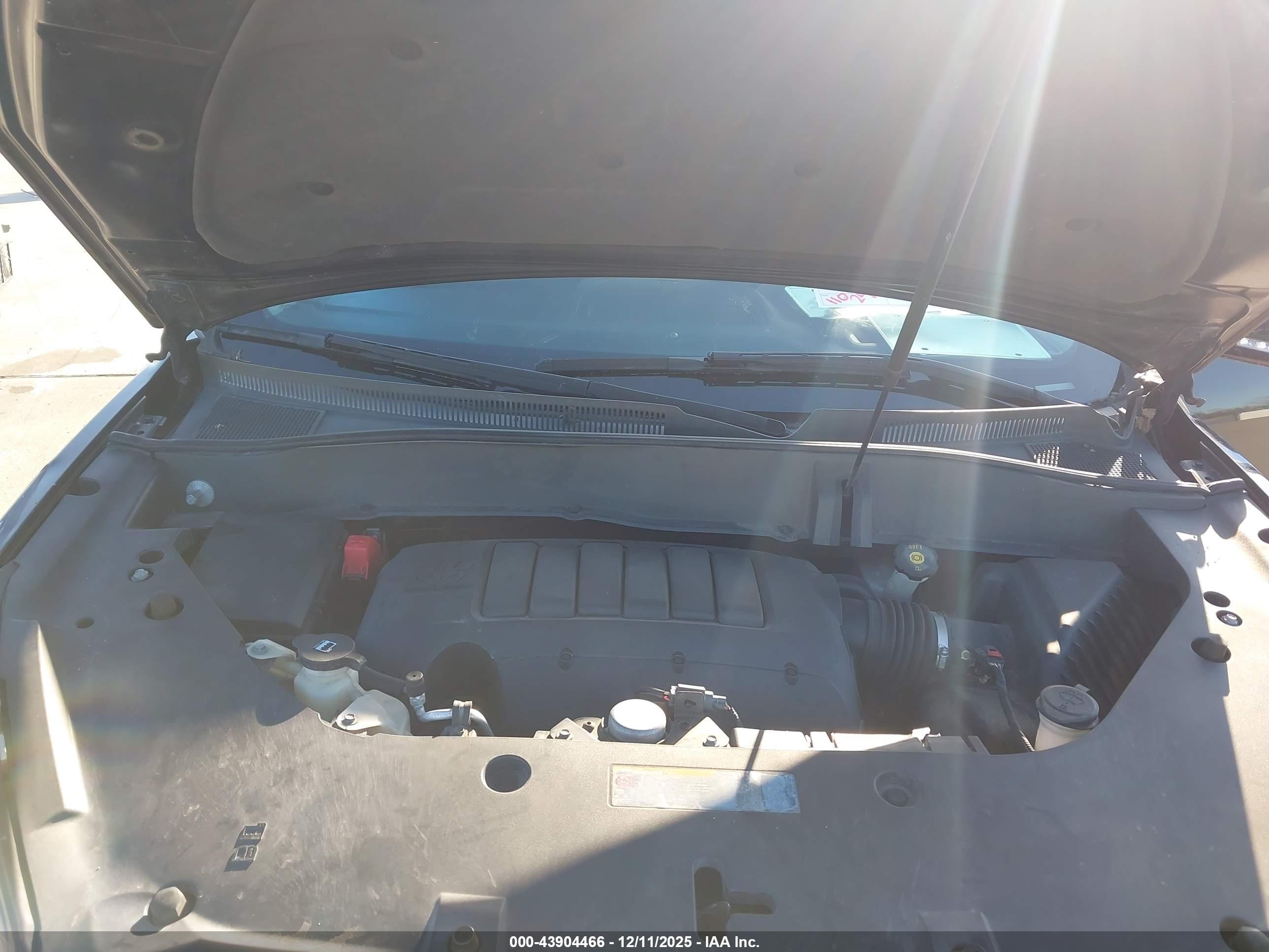 GMC ACADIA image 10