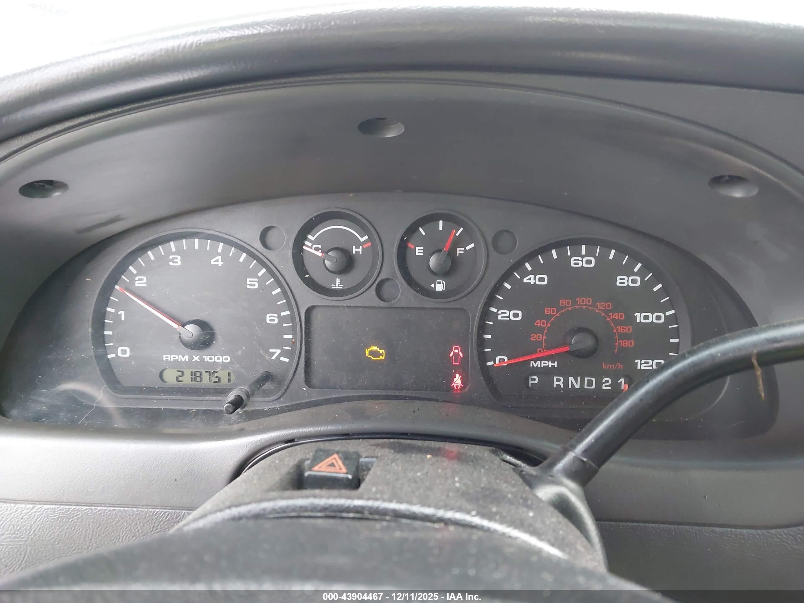 FORD RANGER image 7