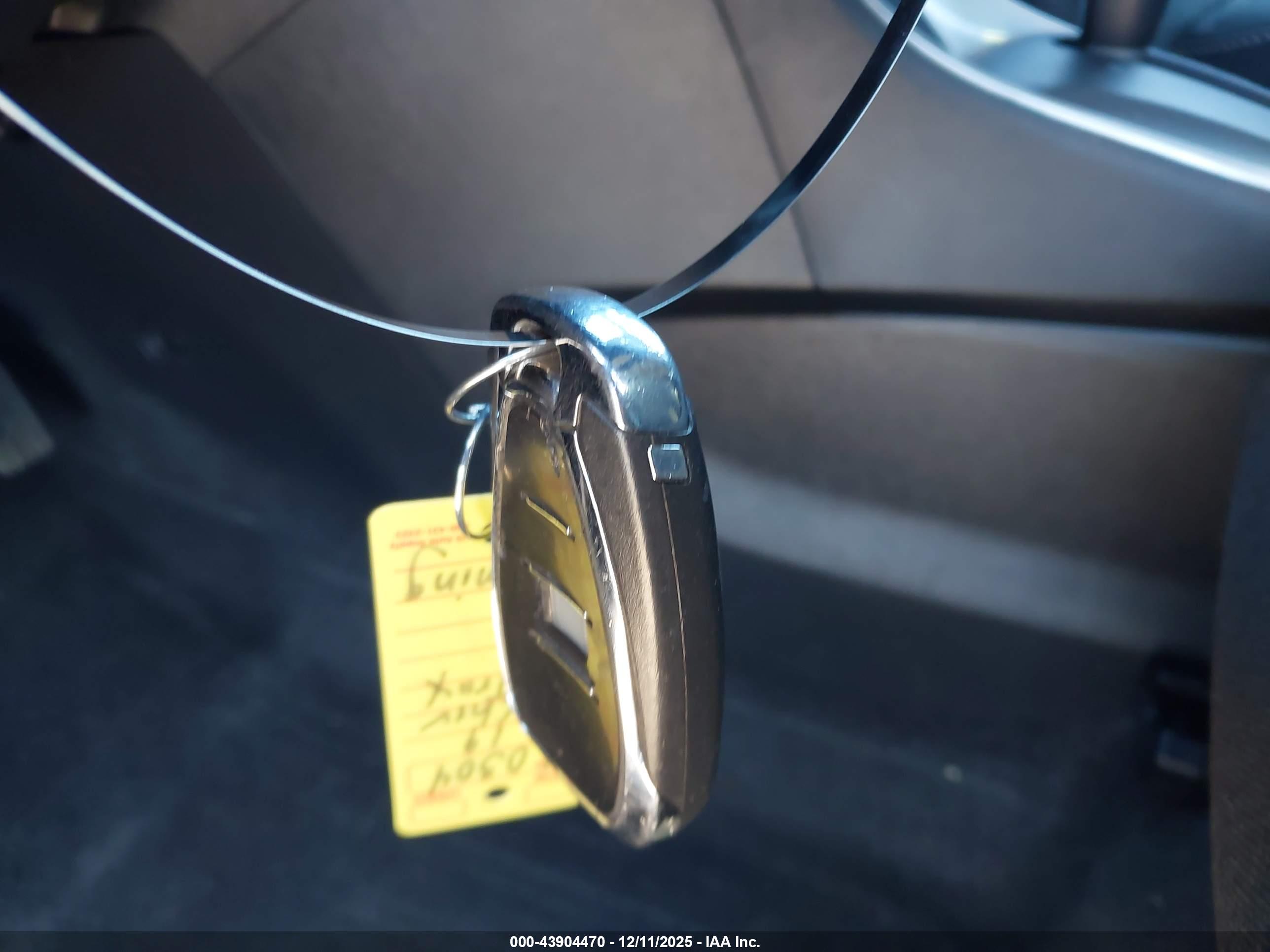CHEVROLET TRAX image 11