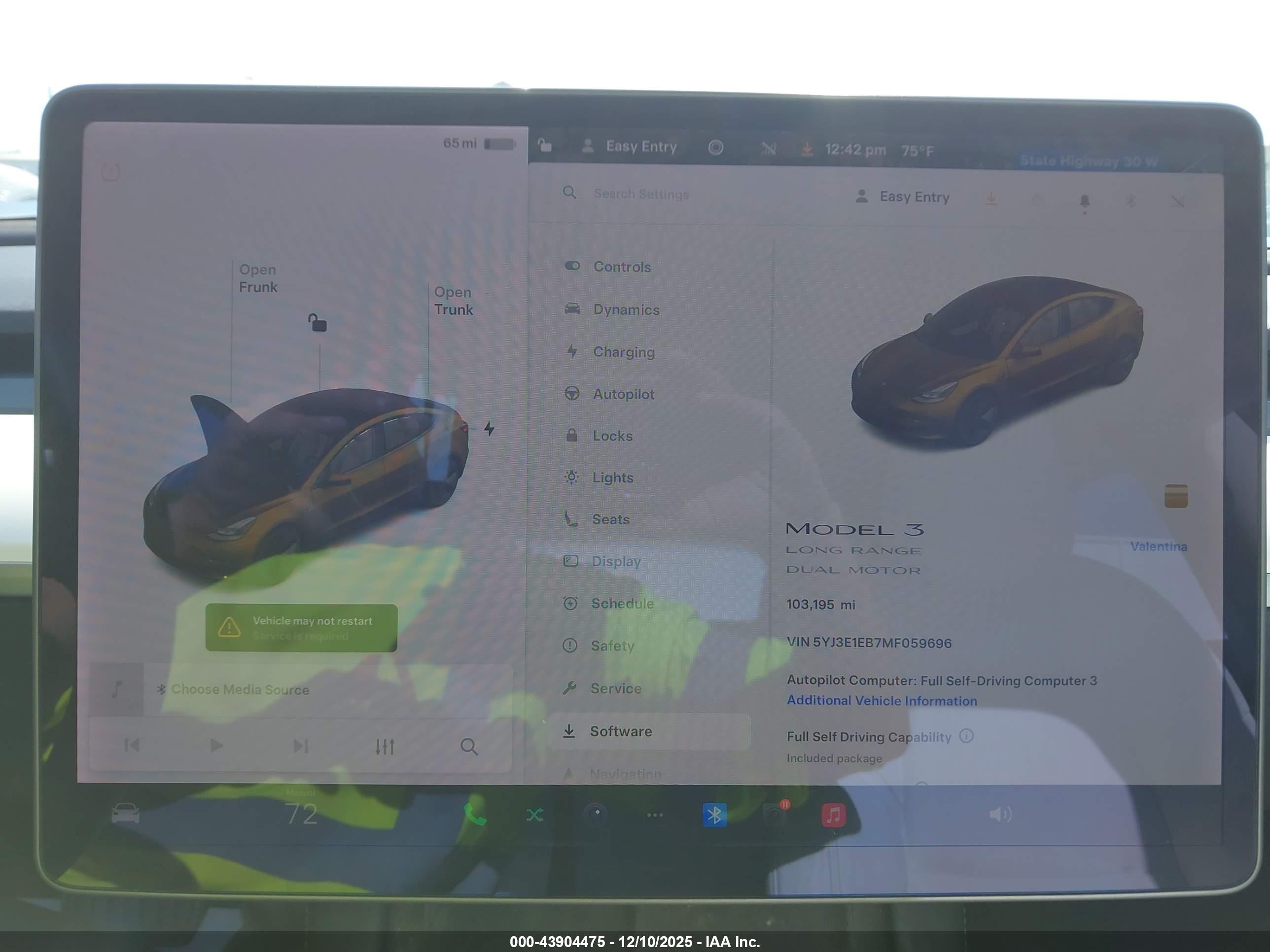 TESLA MODEL image 7