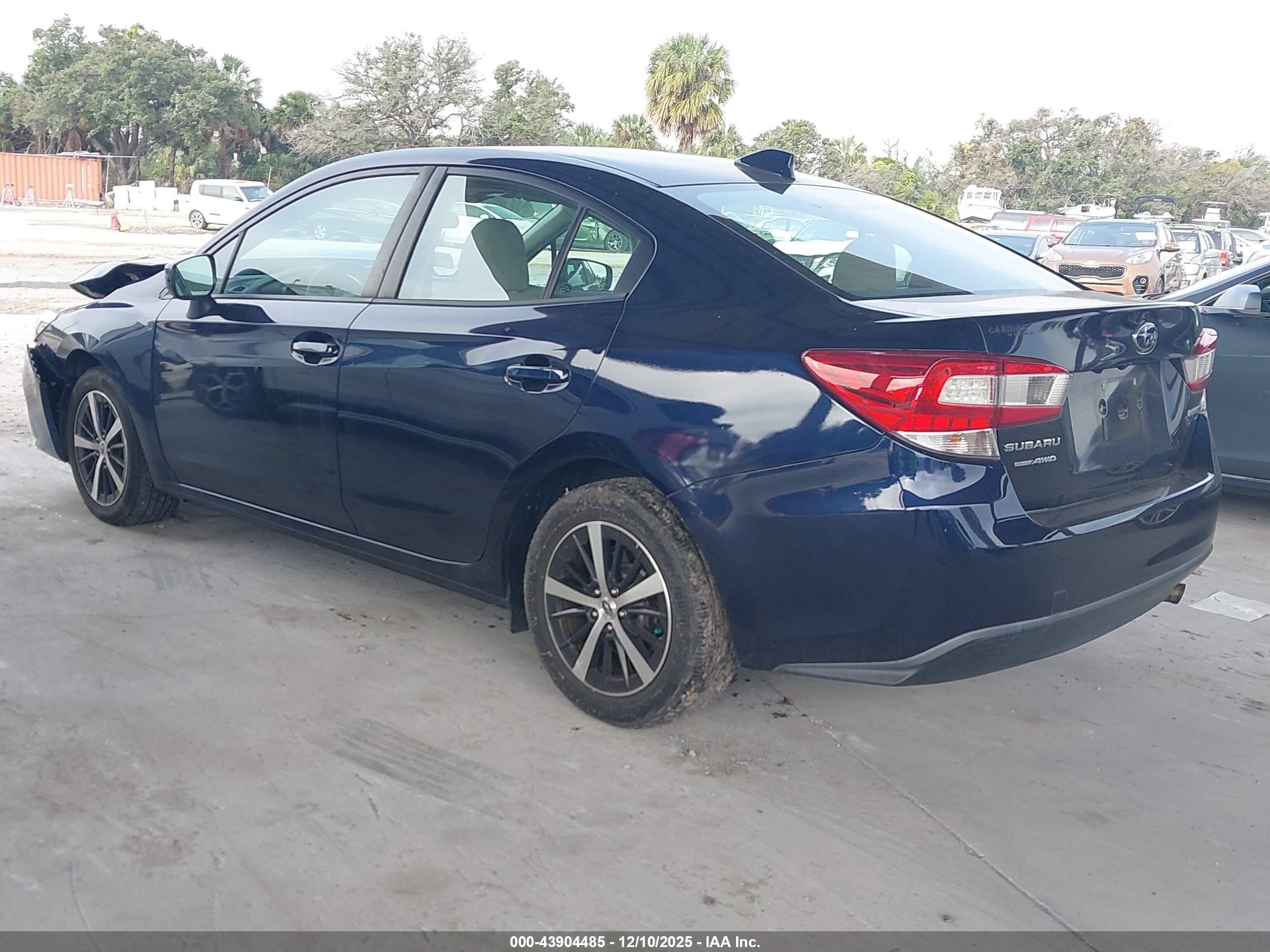 SUBARU IMPREZA image 3