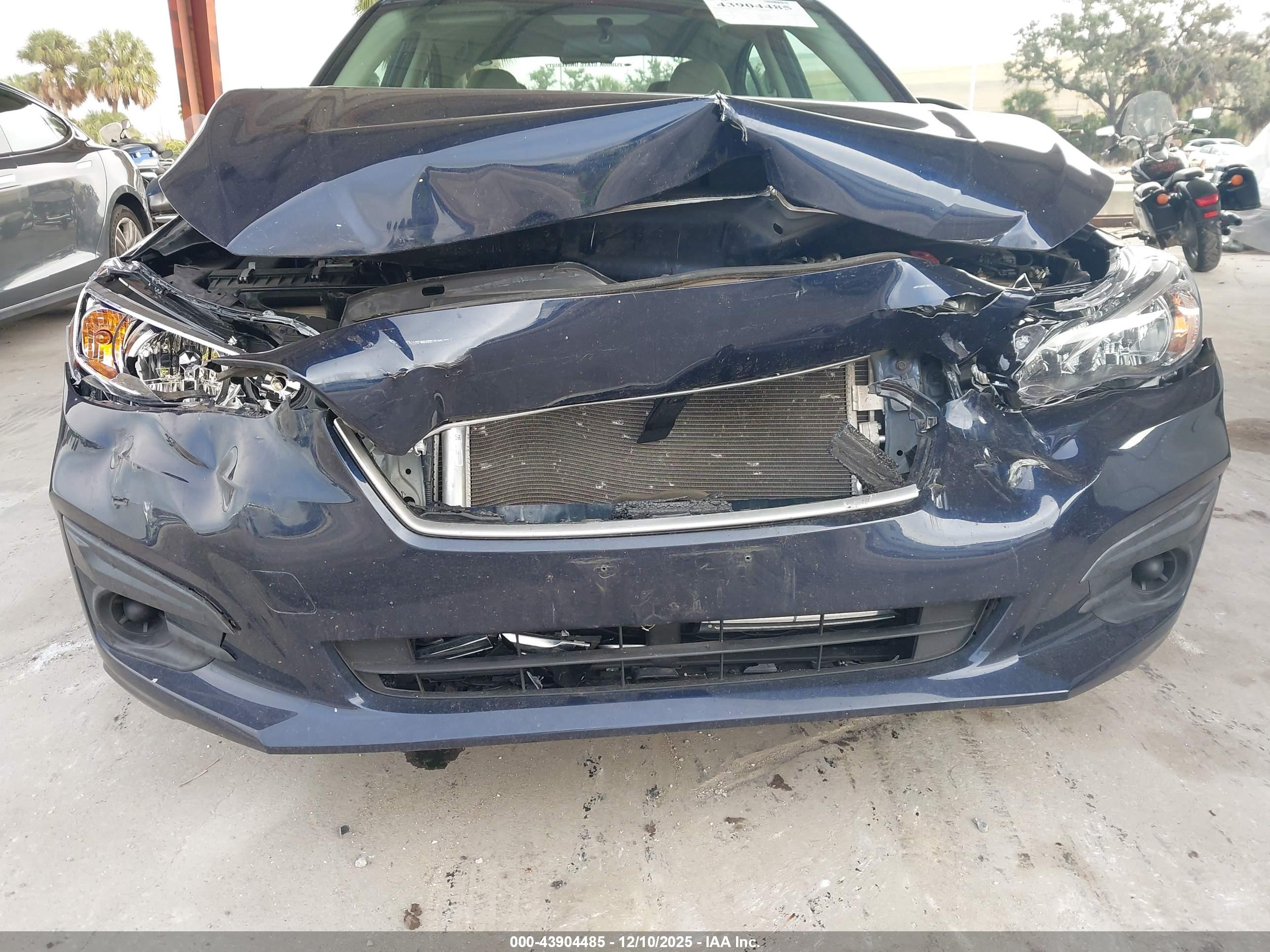 SUBARU IMPREZA image 6