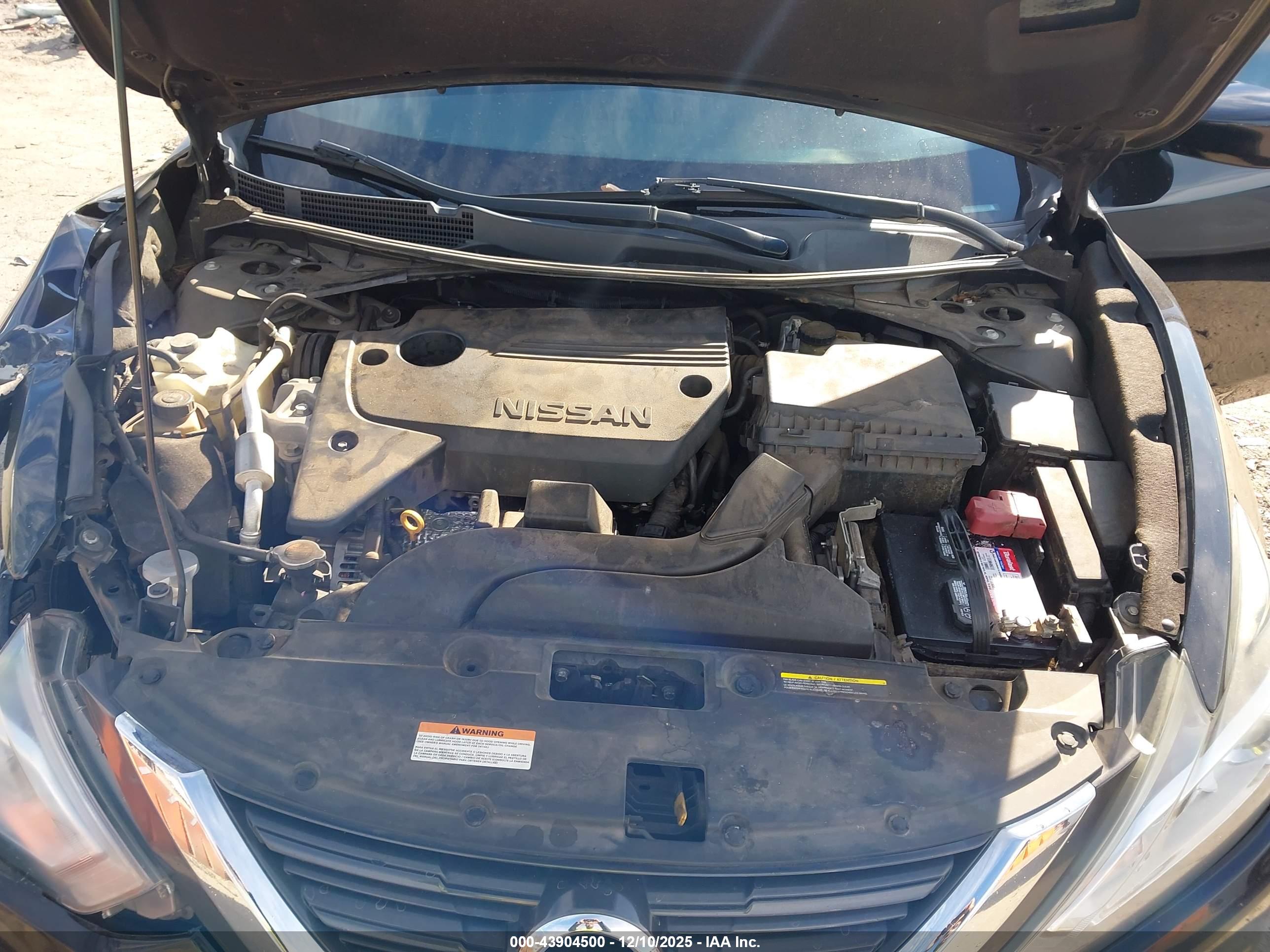NISSAN ALTIMA image 10