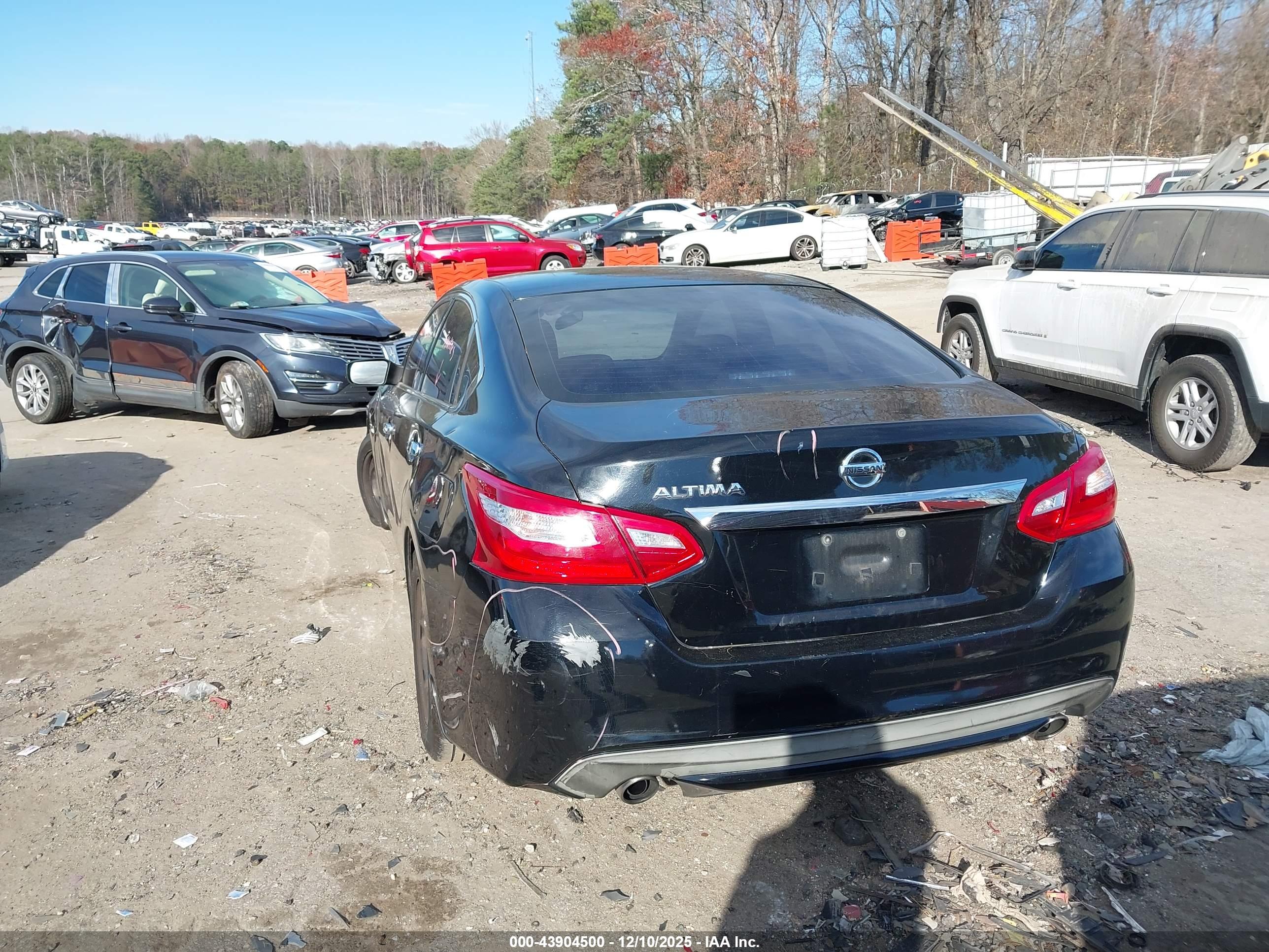 NISSAN ALTIMA image 3