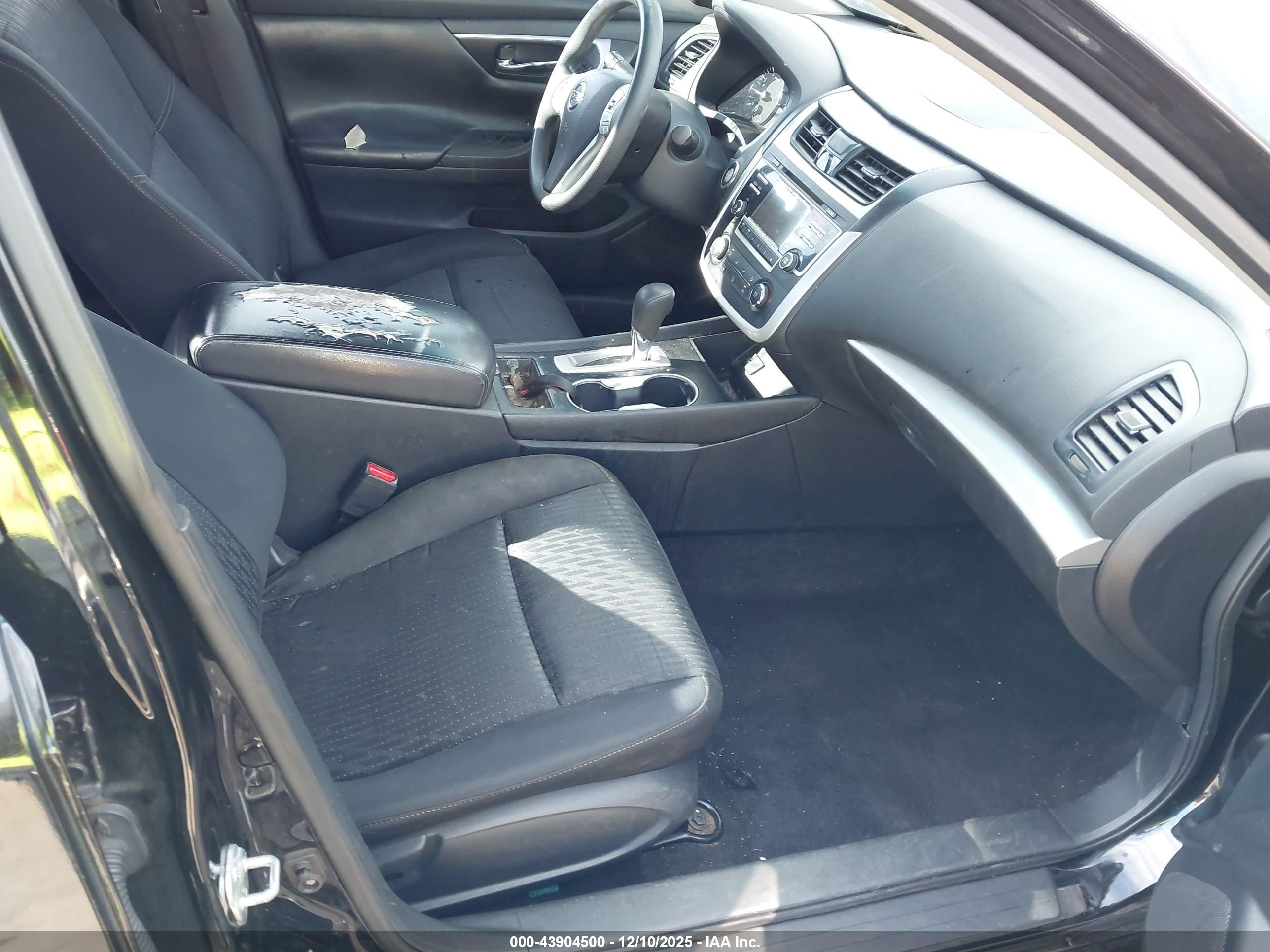 NISSAN ALTIMA image 5